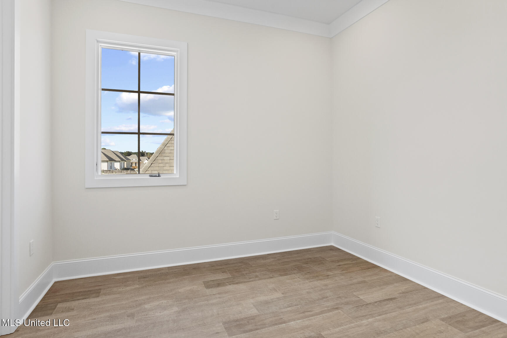 102 Venice Circle Property Photo 38