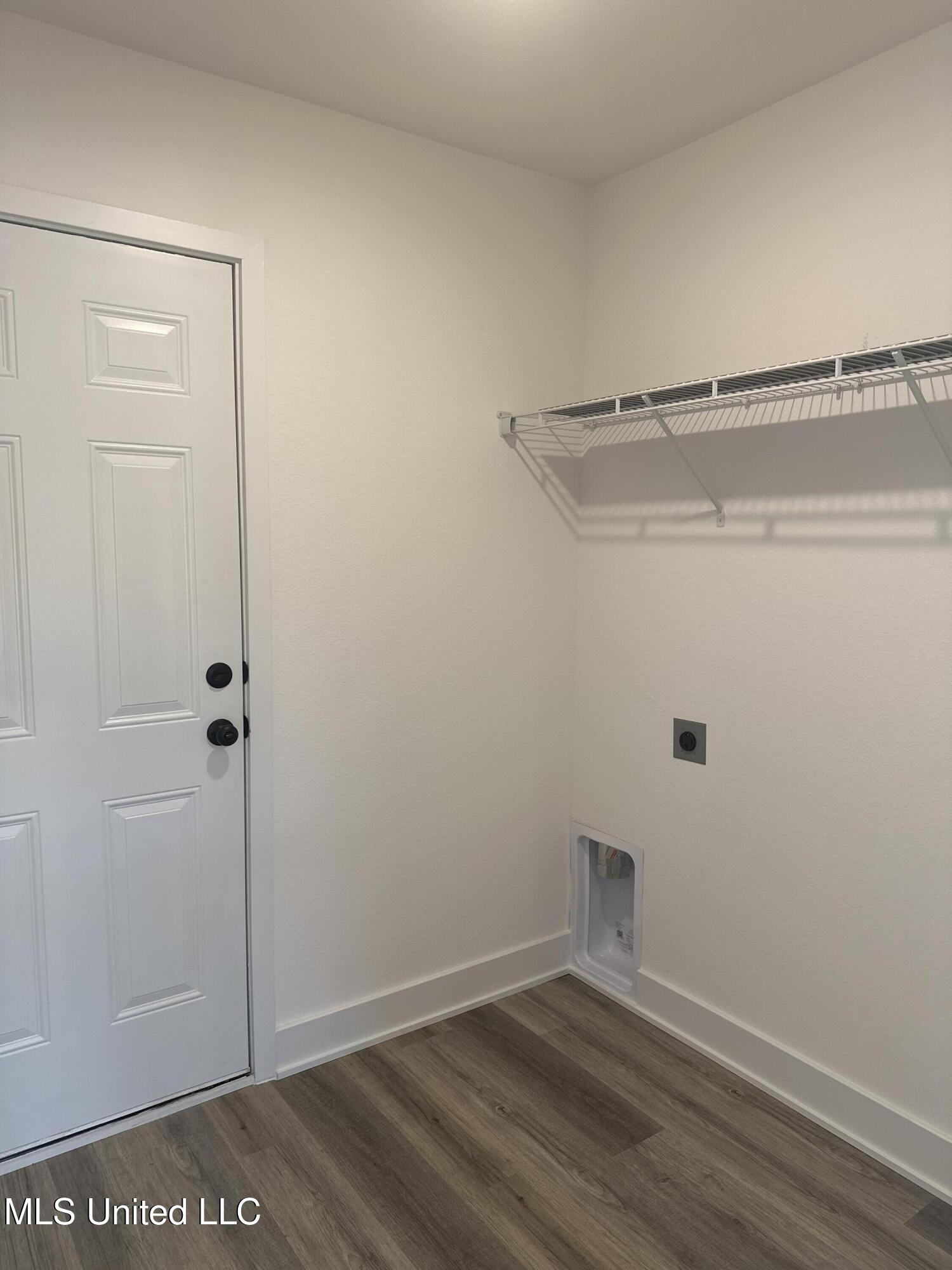 14946 Fritz Circle Property Photo 12