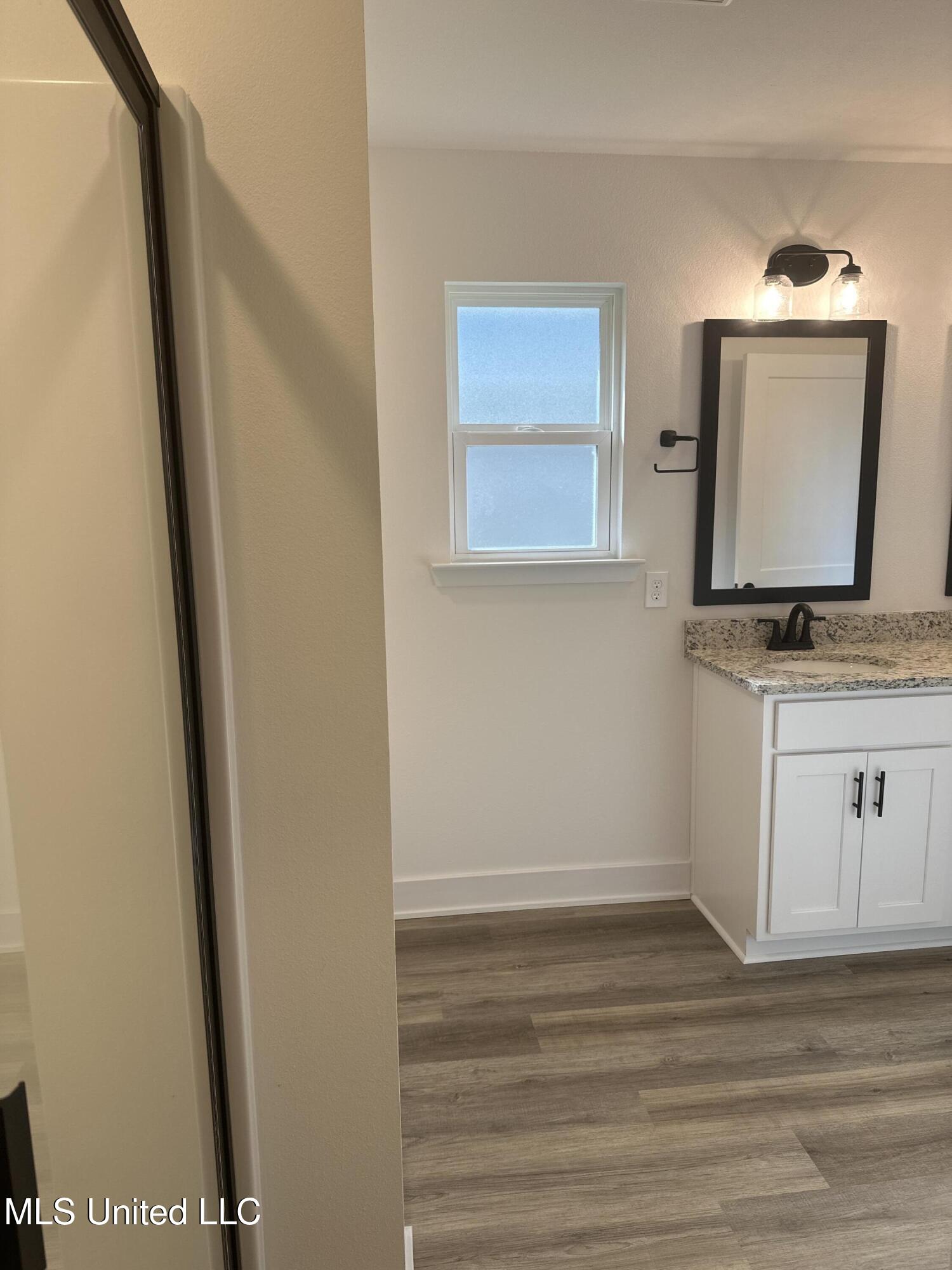 14946 Fritz Circle Property Photo 24