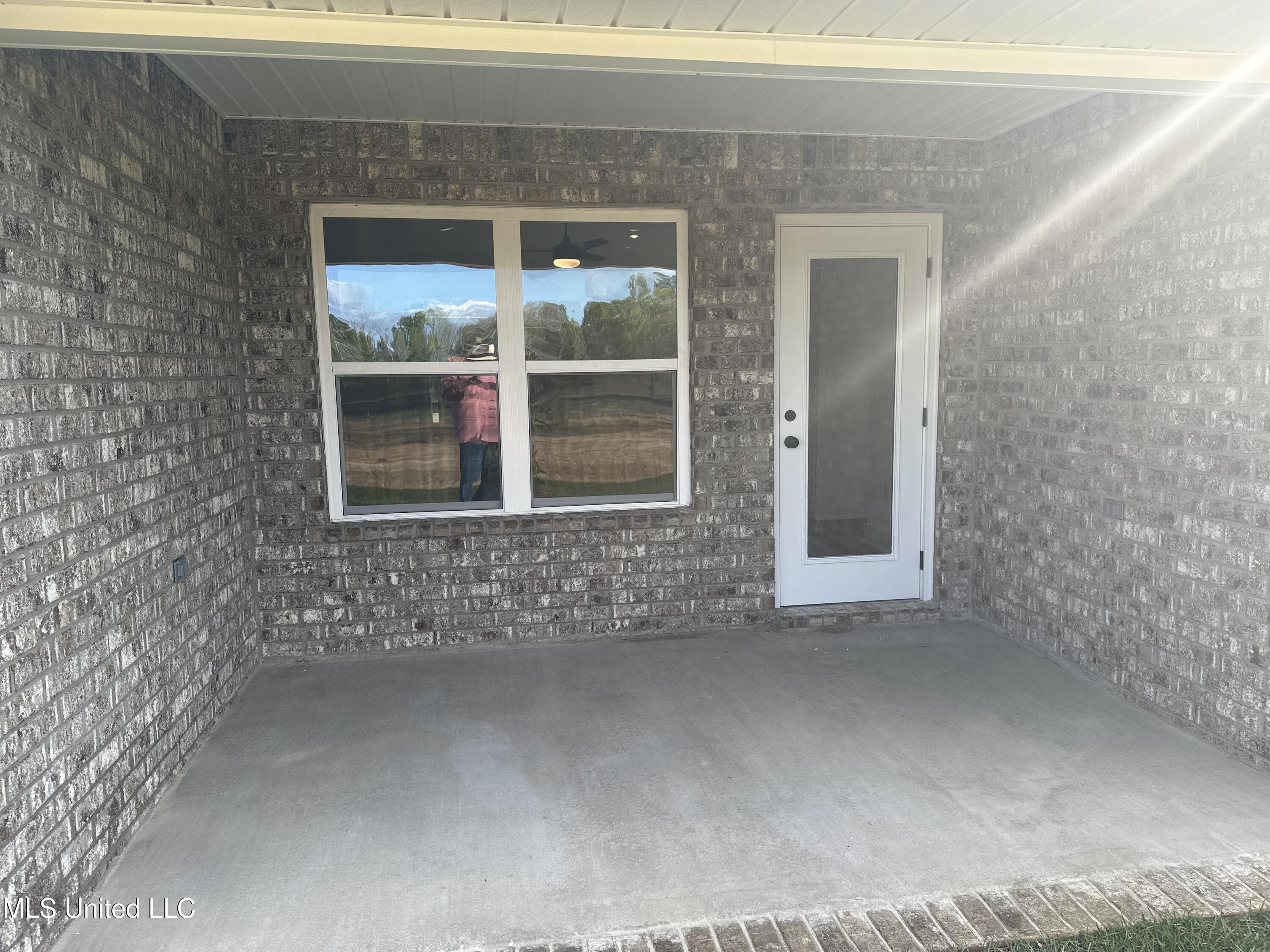 14946 Fritz Circle Property Photo 28