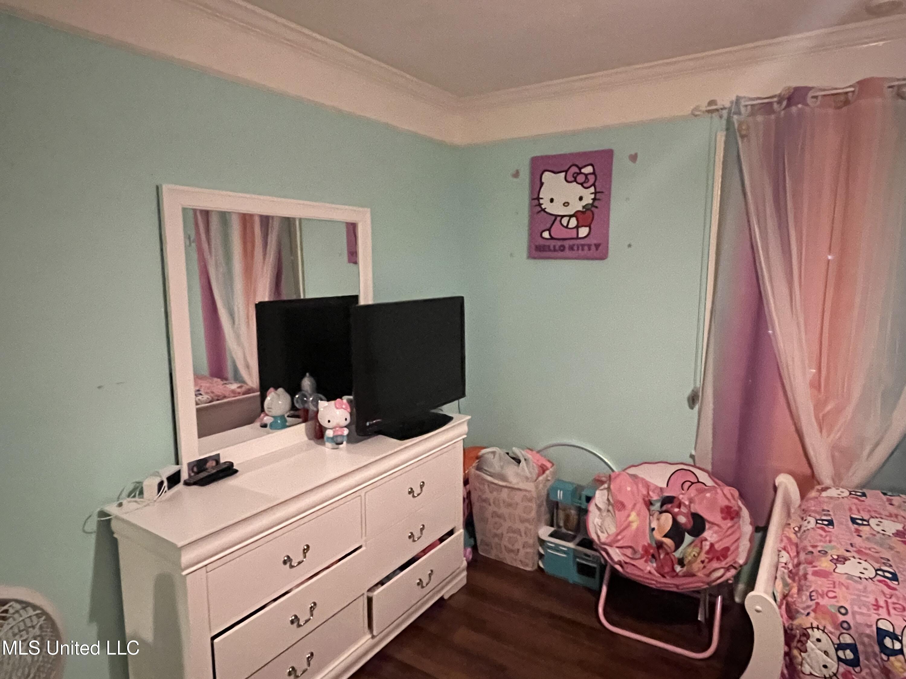 810 Colonial Circle Property Photo 21