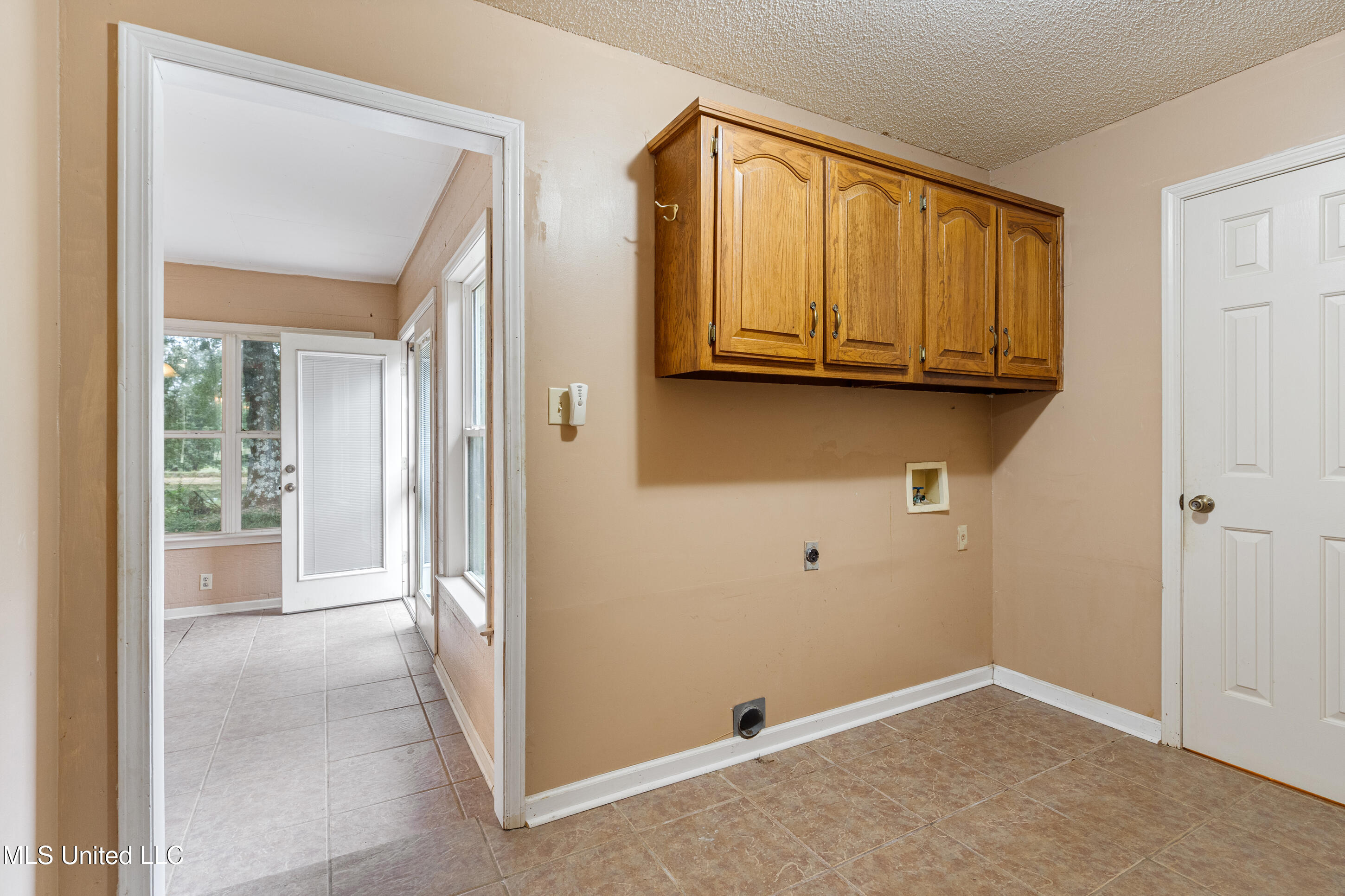 1250 Robertson Road Property Photo 13