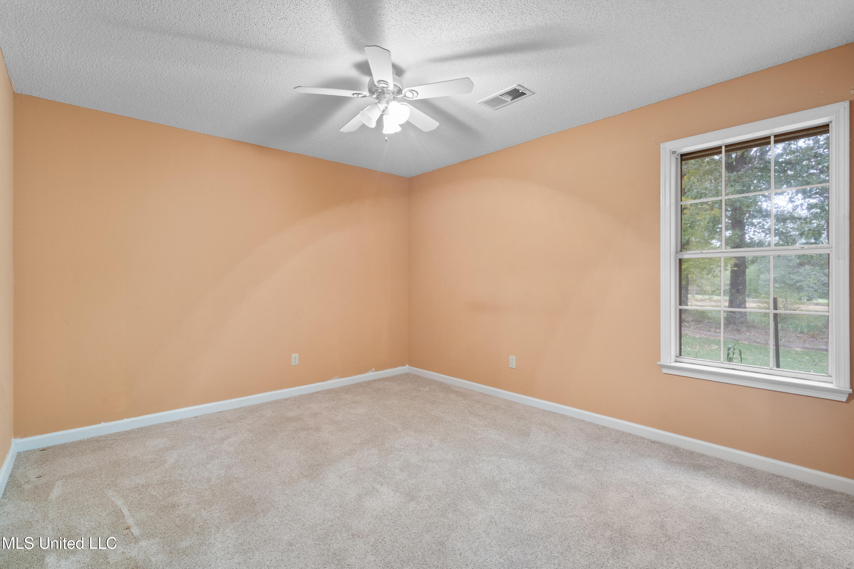 1250 Robertson Road Property Photo 17