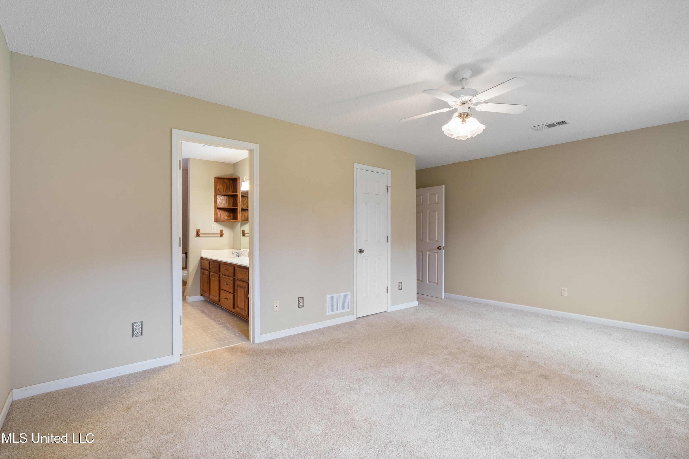 1250 Robertson Road Property Photo 21