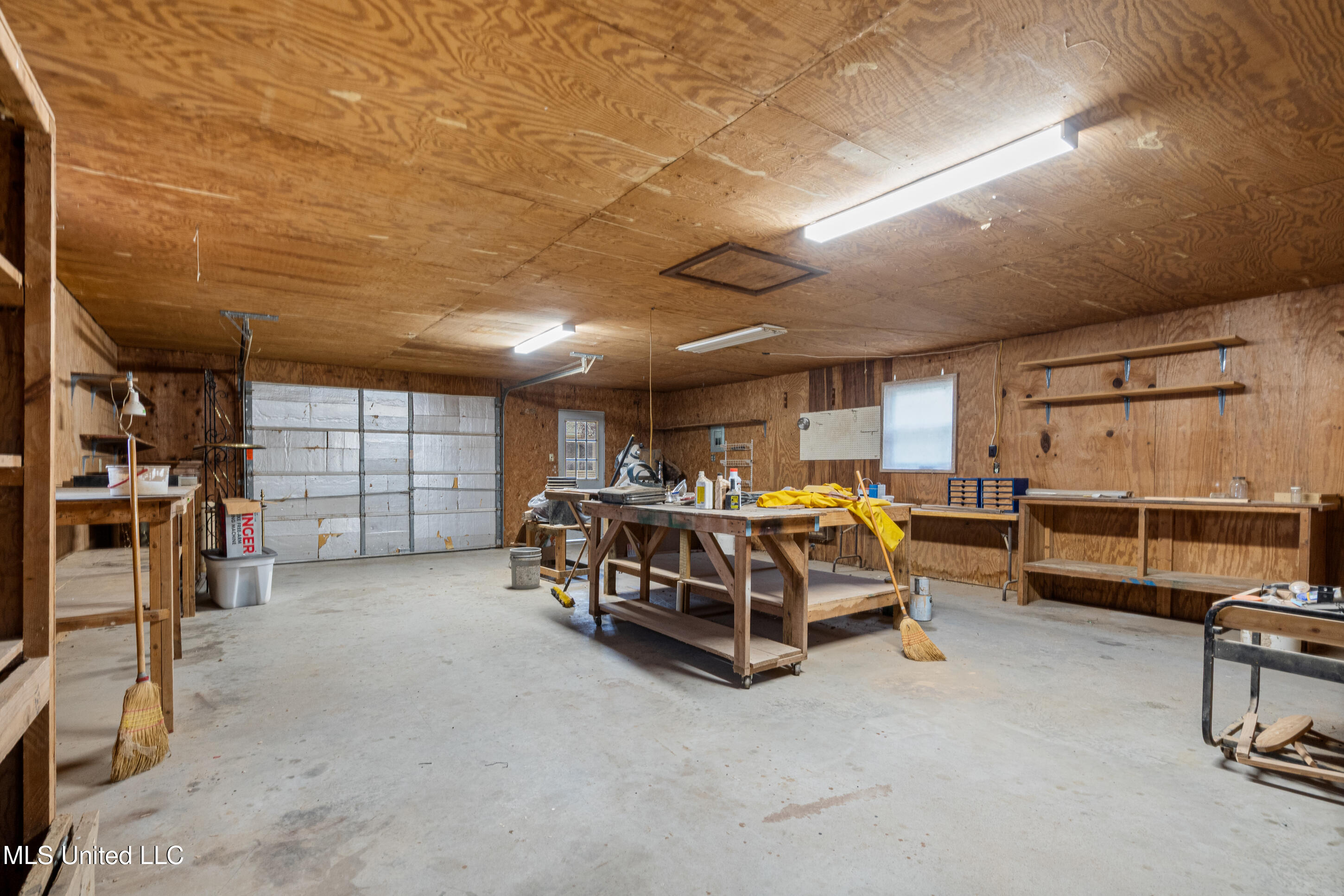 1250 Robertson Road Property Photo 26