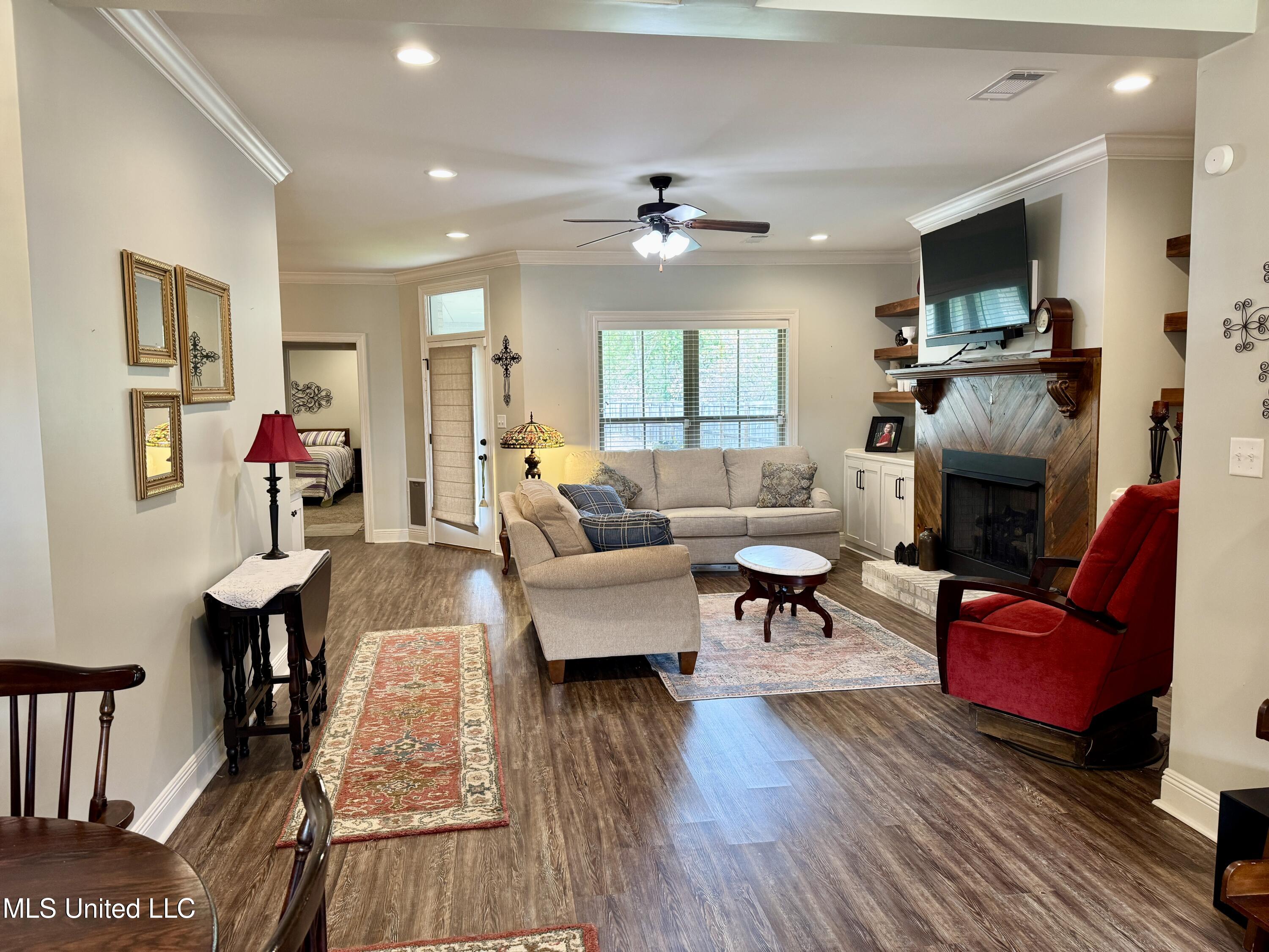 32 Hedges Plantation Place Property Photo 11