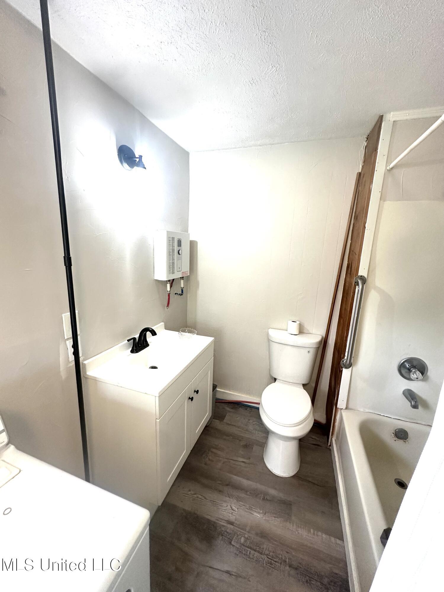 3575 Smith County Road 110 Property Photo 7