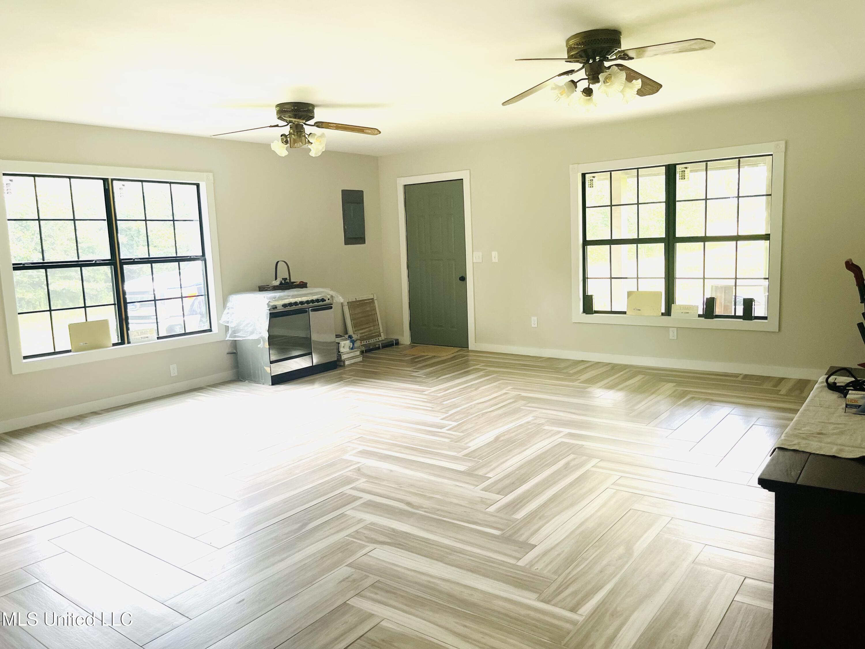 3530 S C Rd 110 Property Photo 7