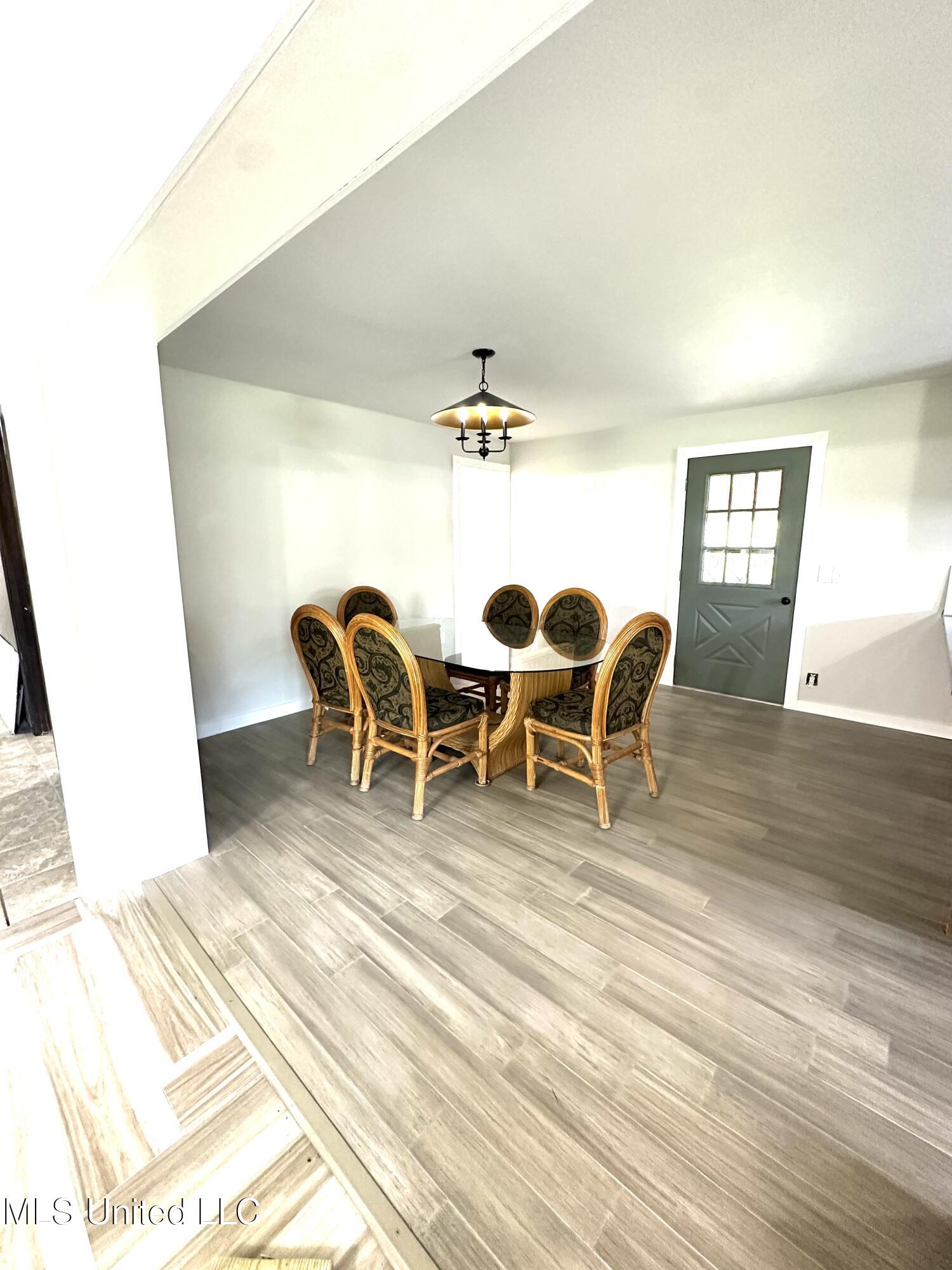 3530 S C Rd 110 Property Photo 8