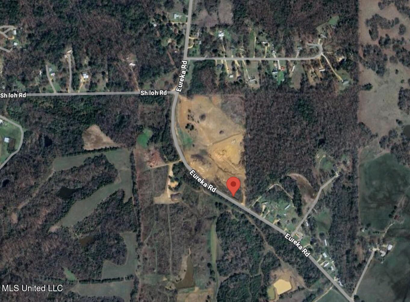 Eureka Road Property Photo 5