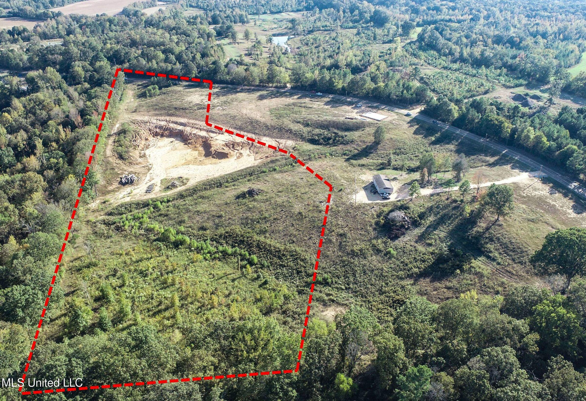 Eureka Road Property Photo 15