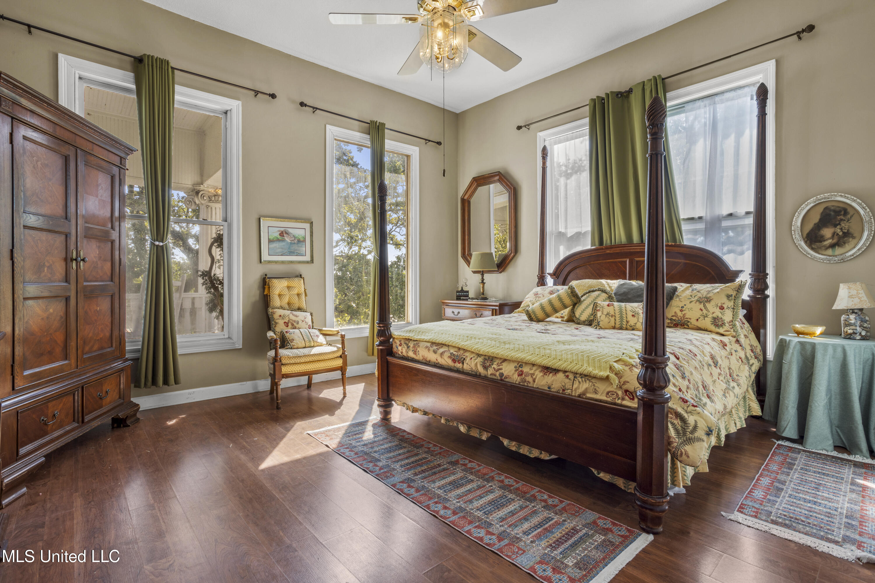 1096 Beach Boulevard Property Photo 39