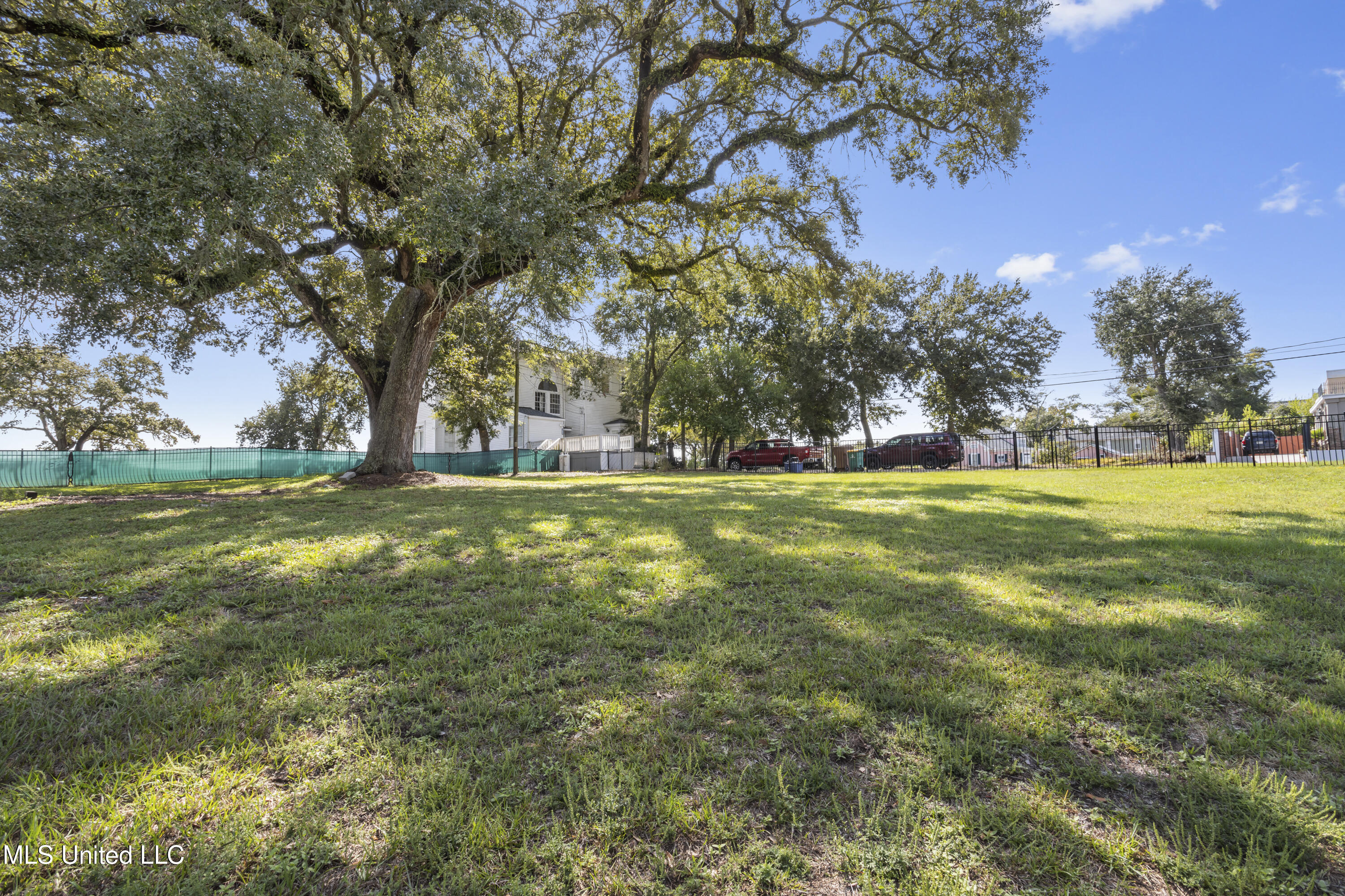 1096 Beach Boulevard Property Photo 46