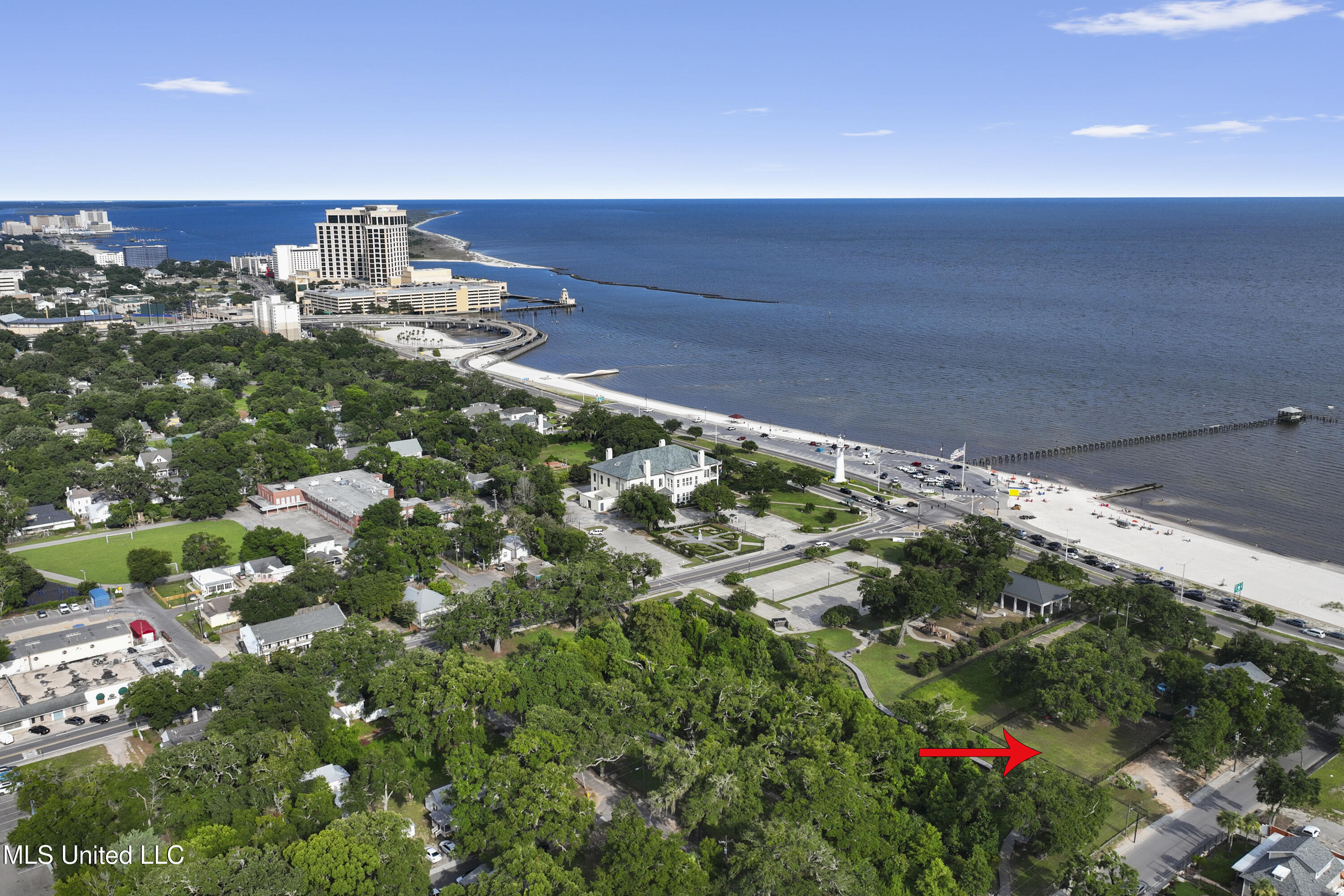 1096 Beach Boulevard Property Photo 48