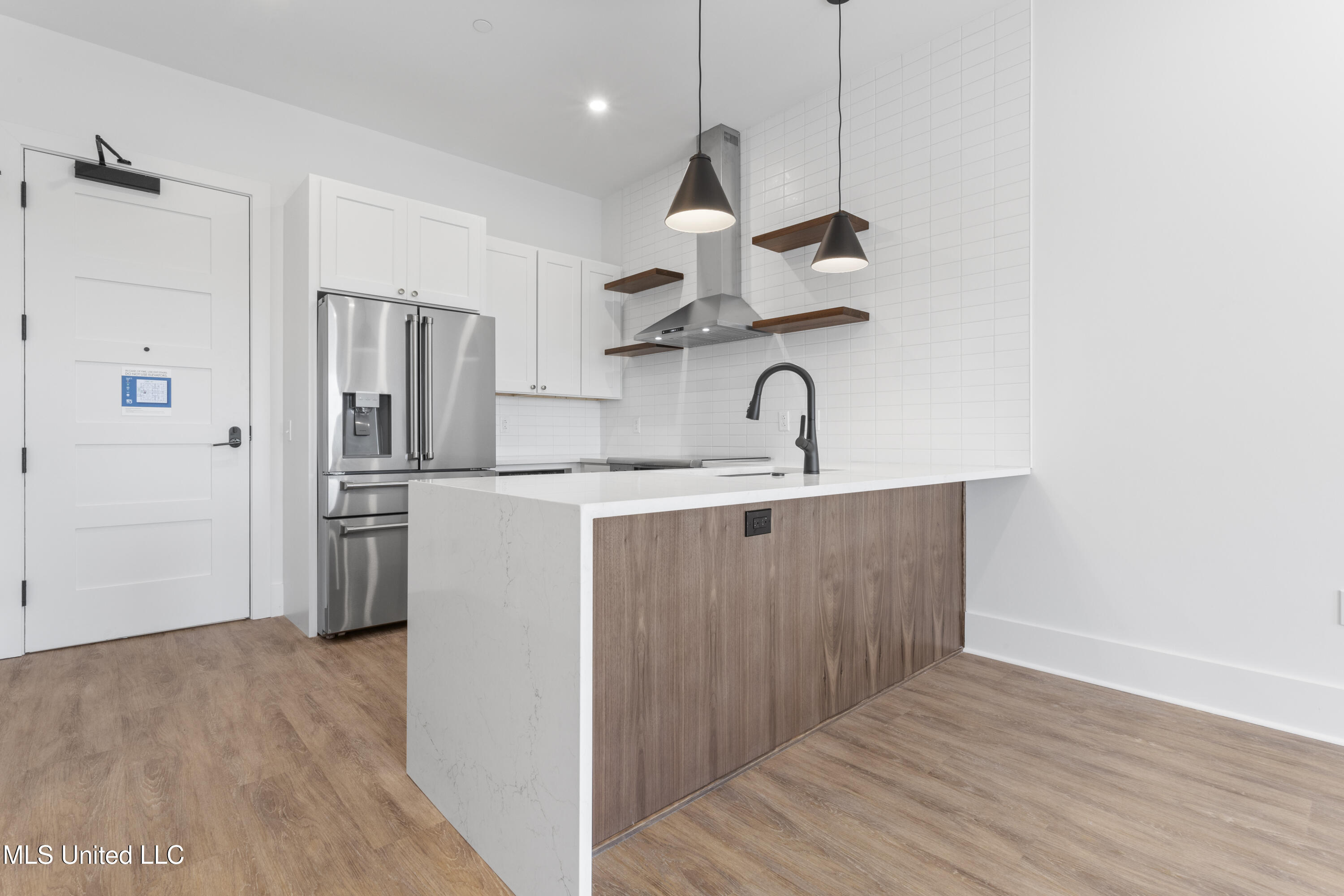 1515 Government Street Property Photo 7