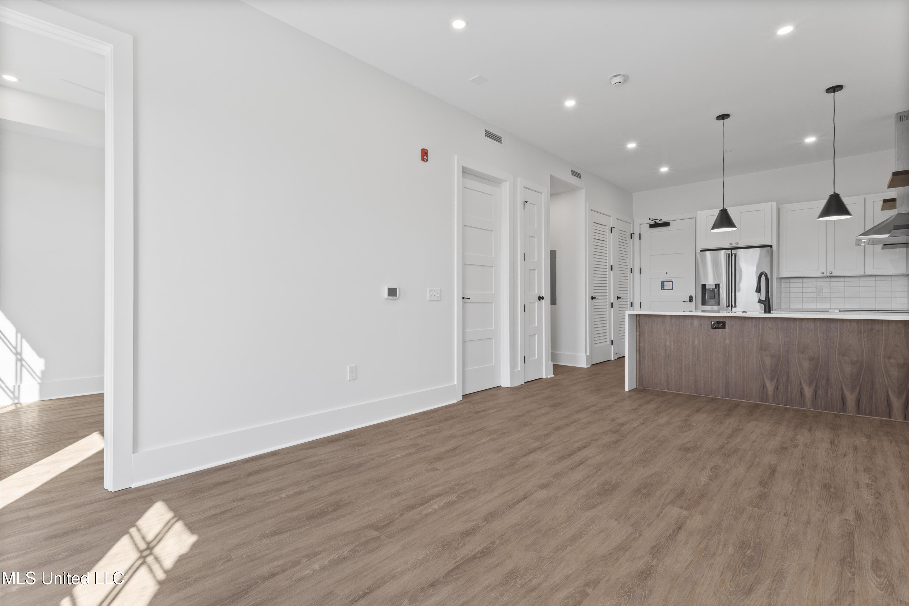 1515 Government Street Property Photo 8