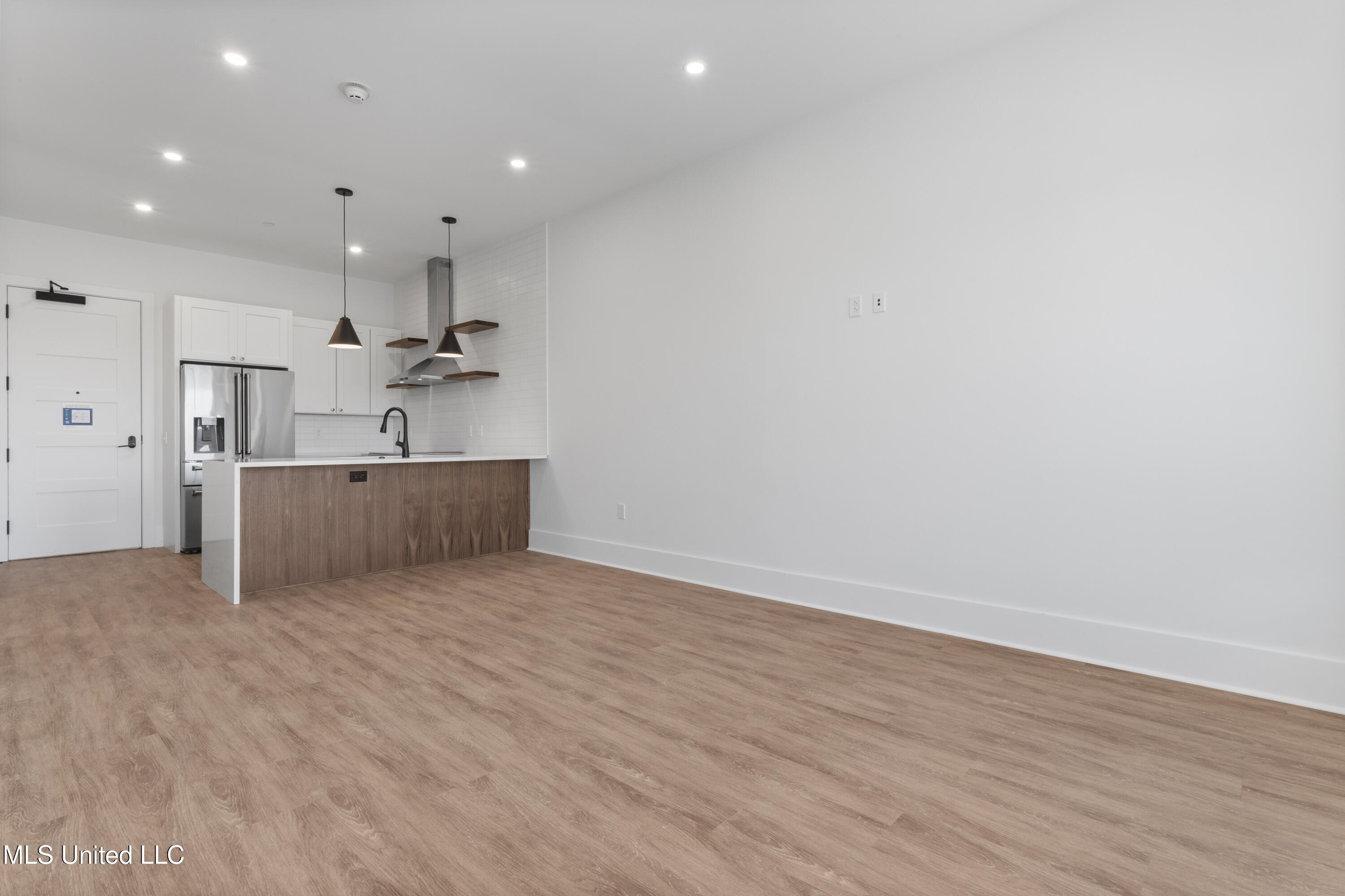 1515 Government Street Property Photo 11