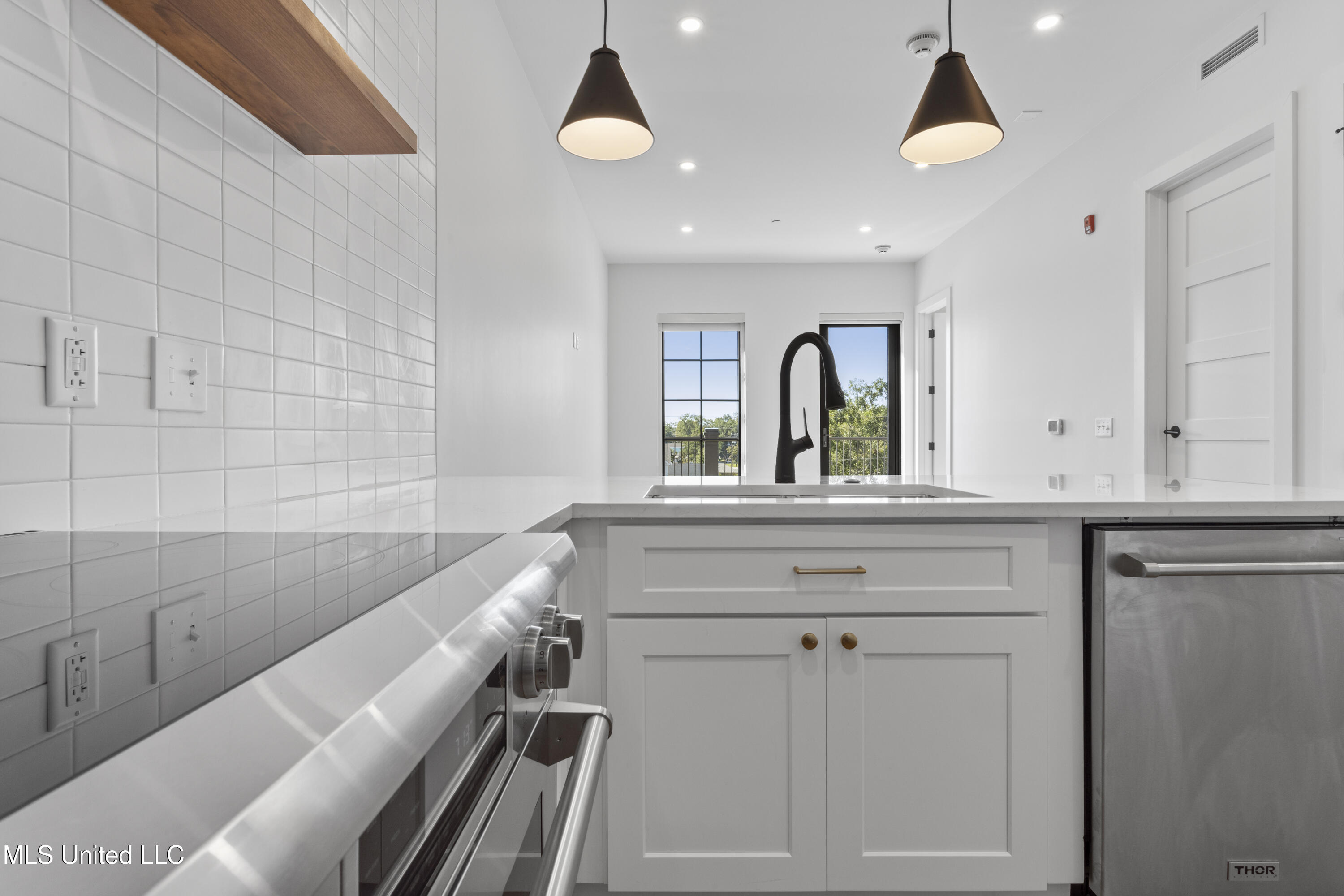 1515 Government Street Property Photo 17