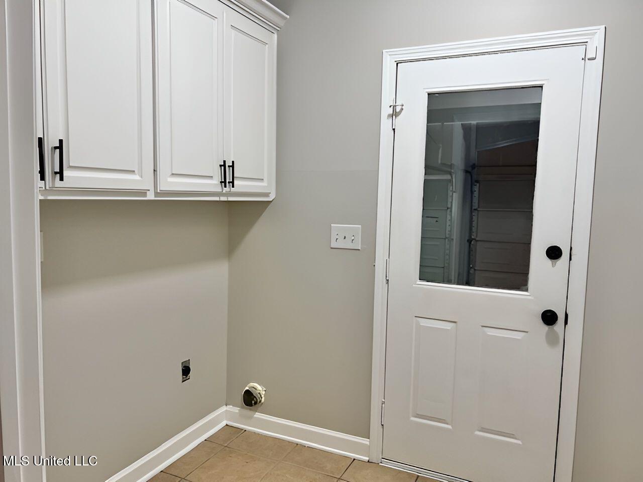 421 Autumn Creek Drive Property Photo 10