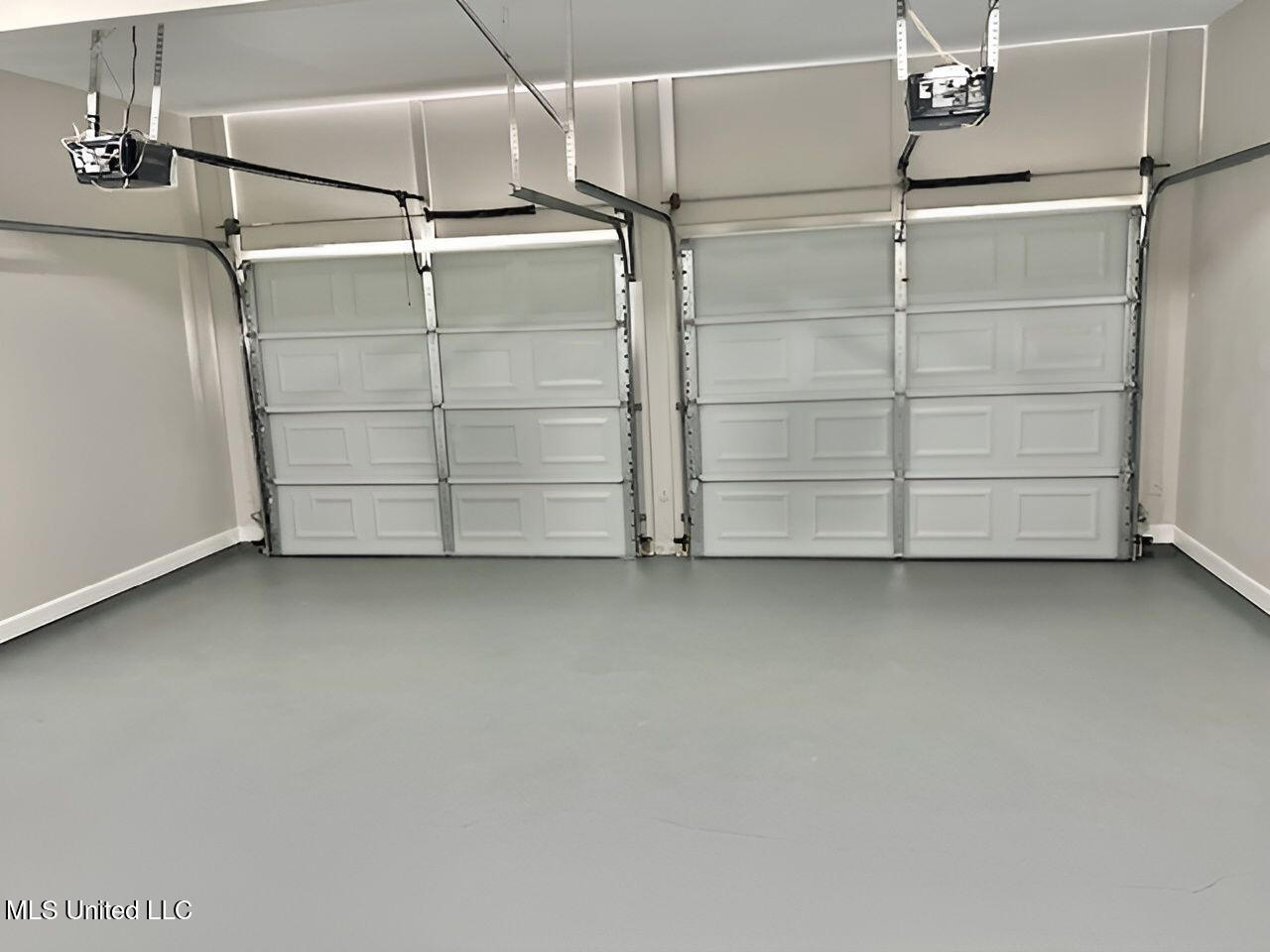 421 Autumn Creek Drive Property Photo 11