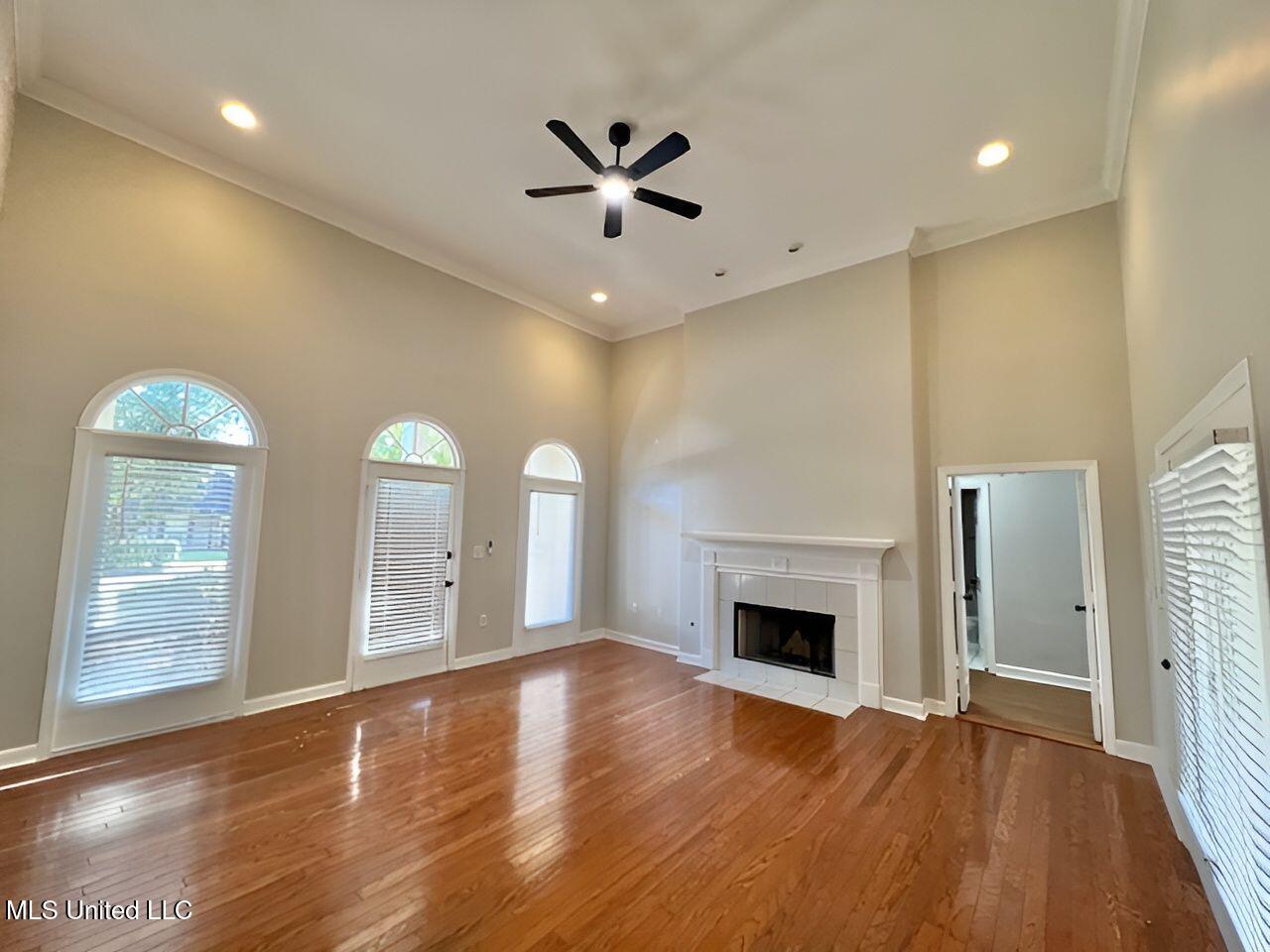 421 Autumn Creek Drive Property Photo 19