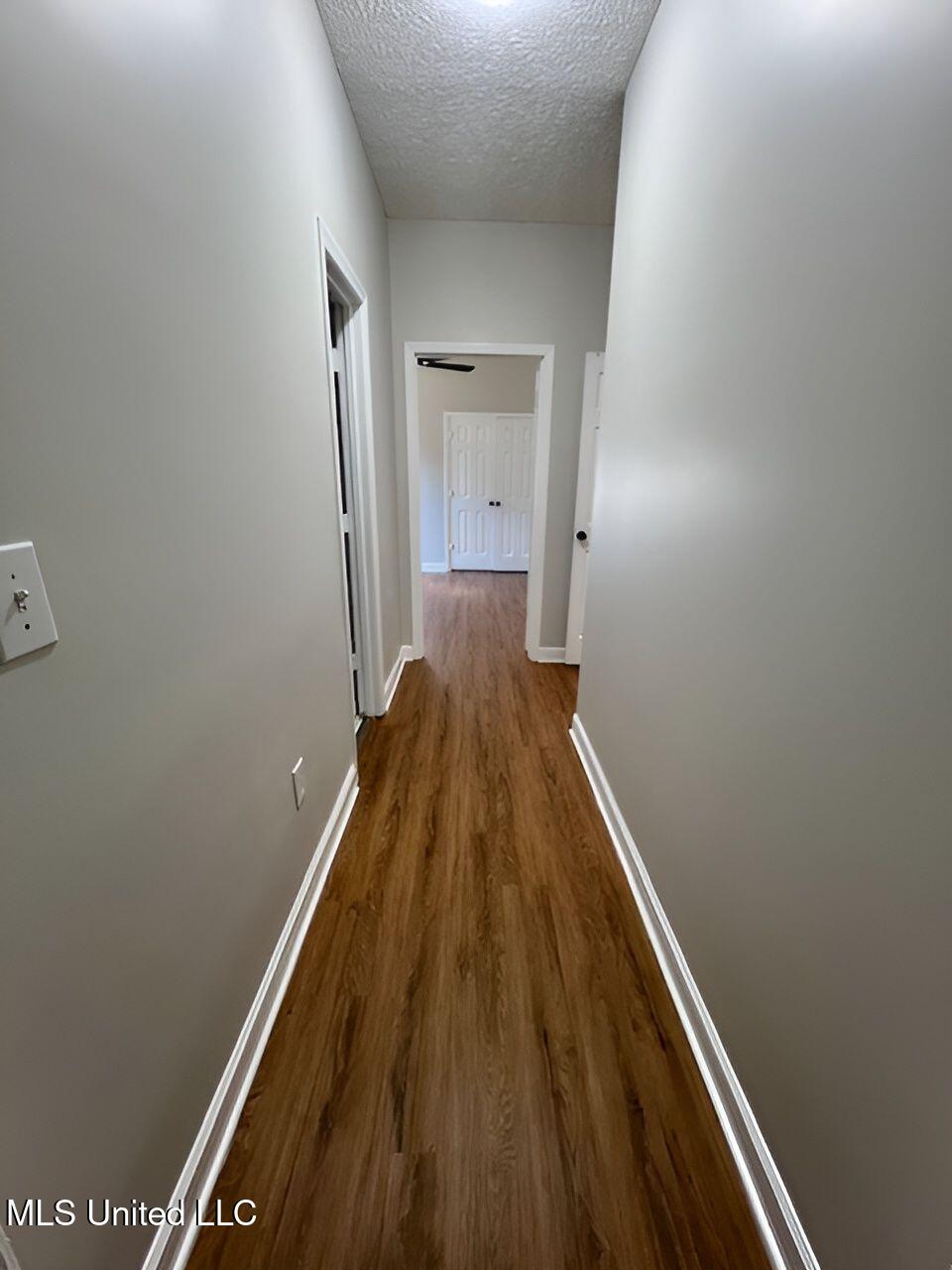 421 Autumn Creek Drive Property Photo 27