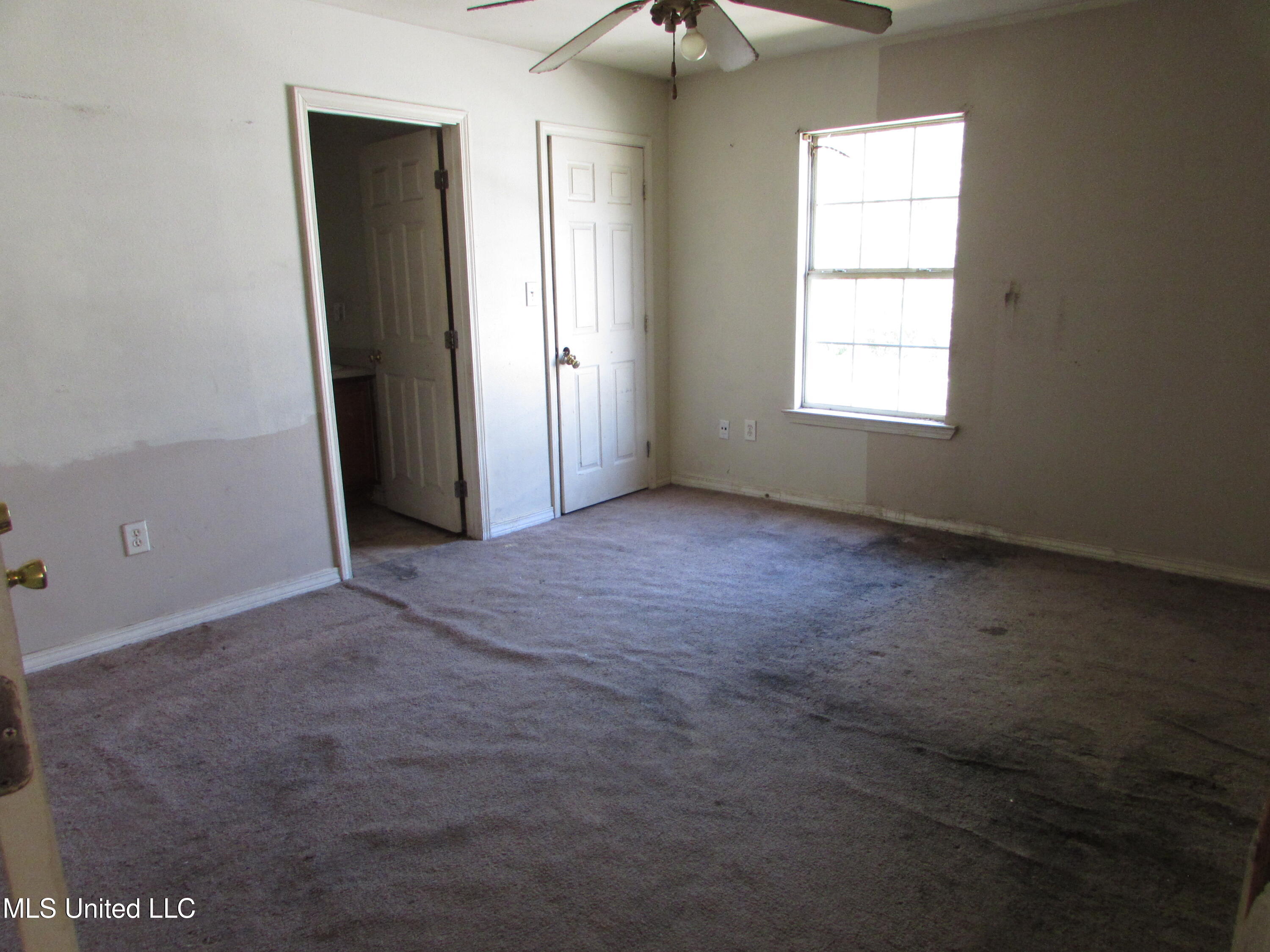 903 Parkview Place Property Photo 9