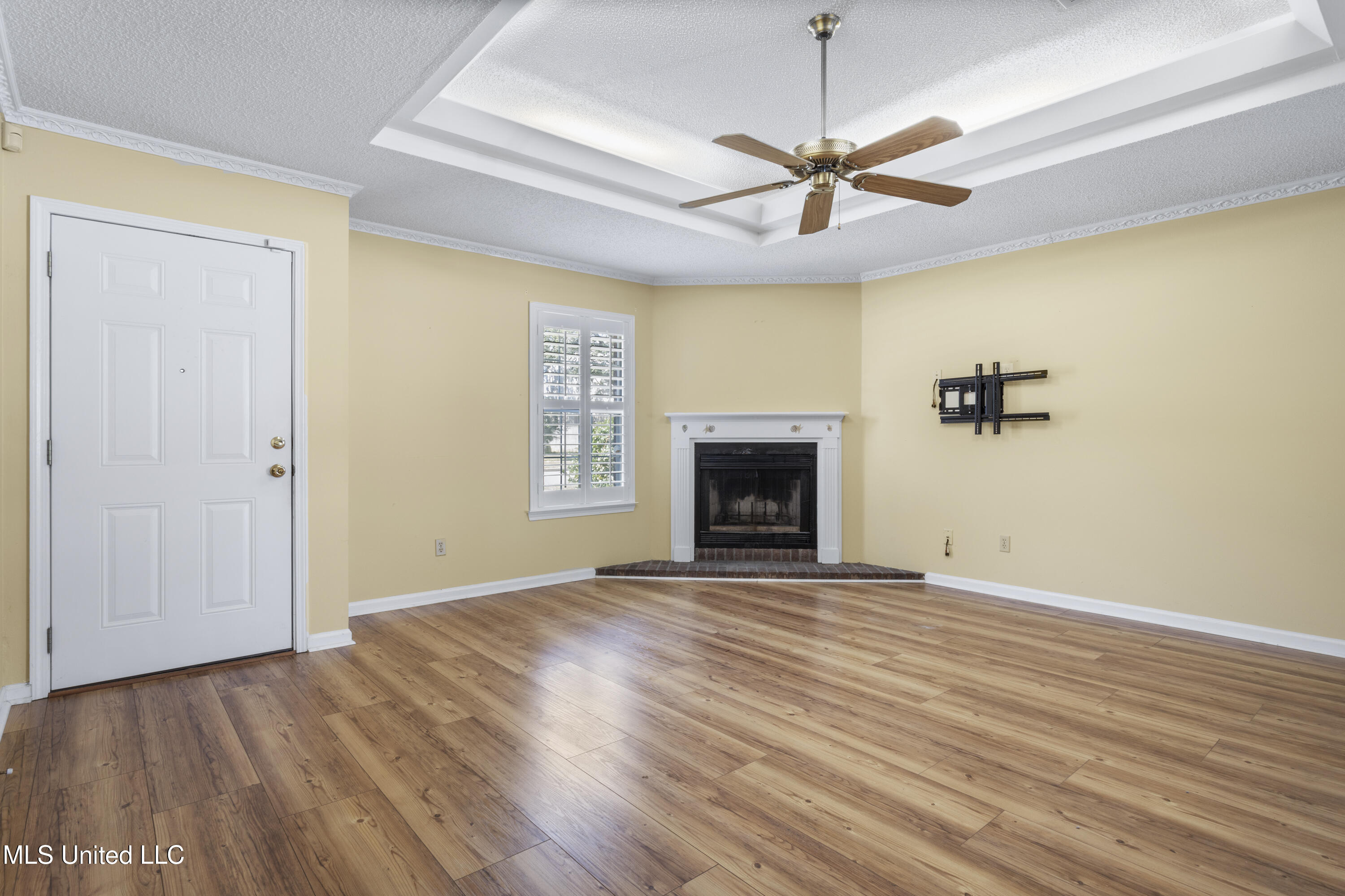 180 Briarfield Avenue Property Photo 4