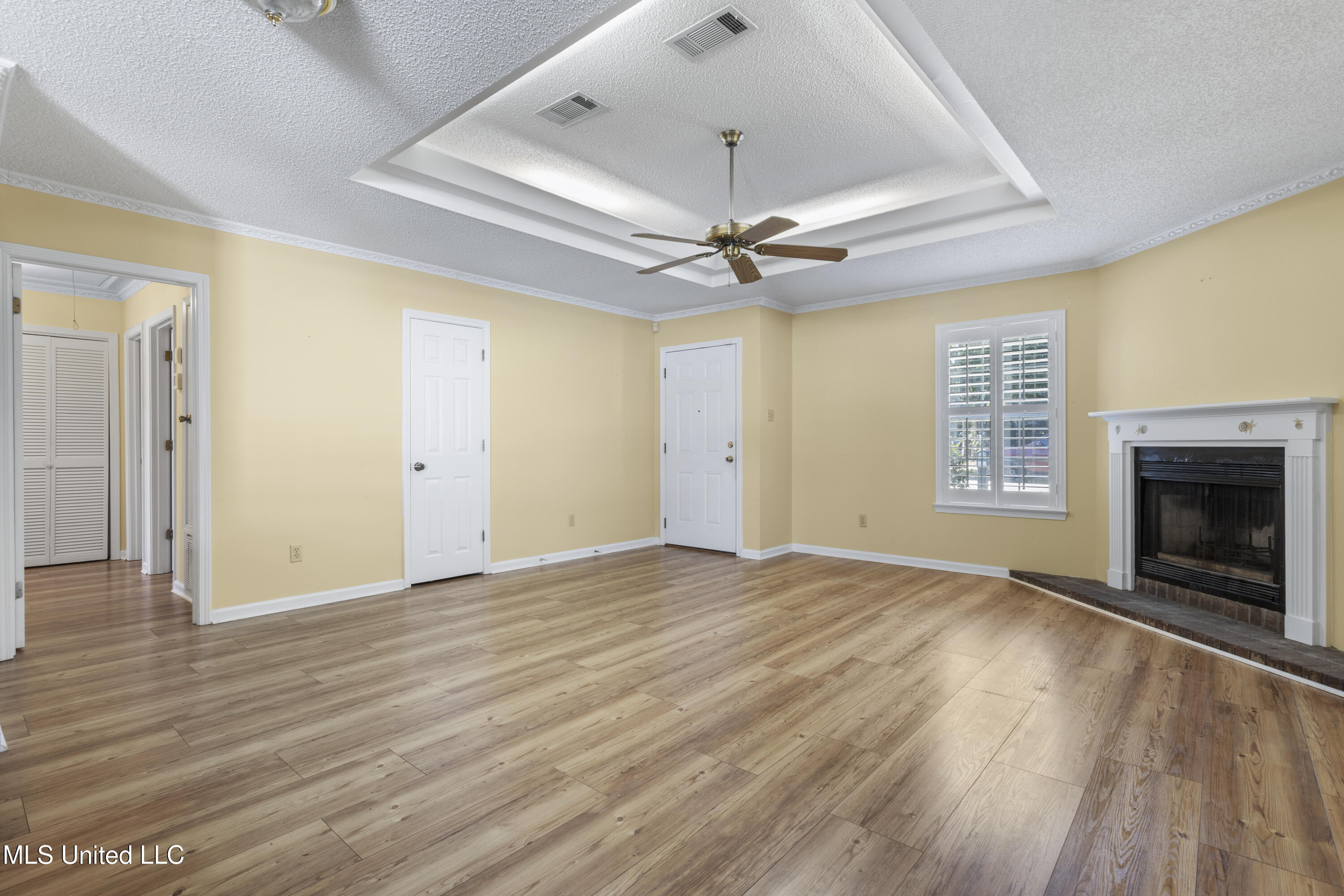 180 Briarfield Avenue Property Photo 5