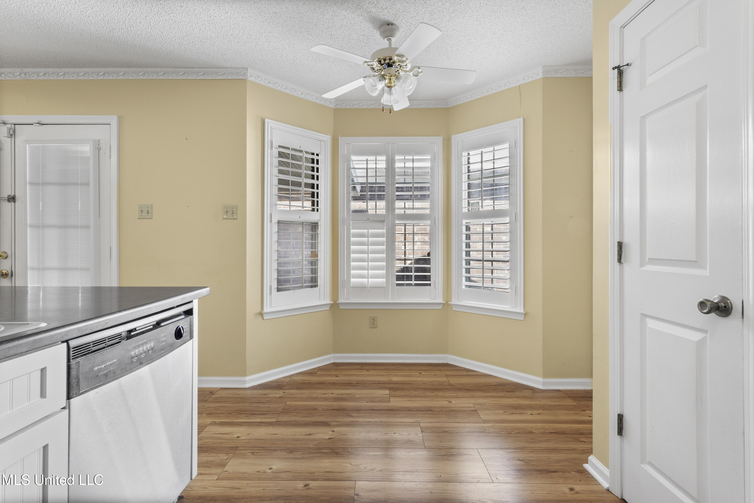 180 Briarfield Avenue Property Photo 13