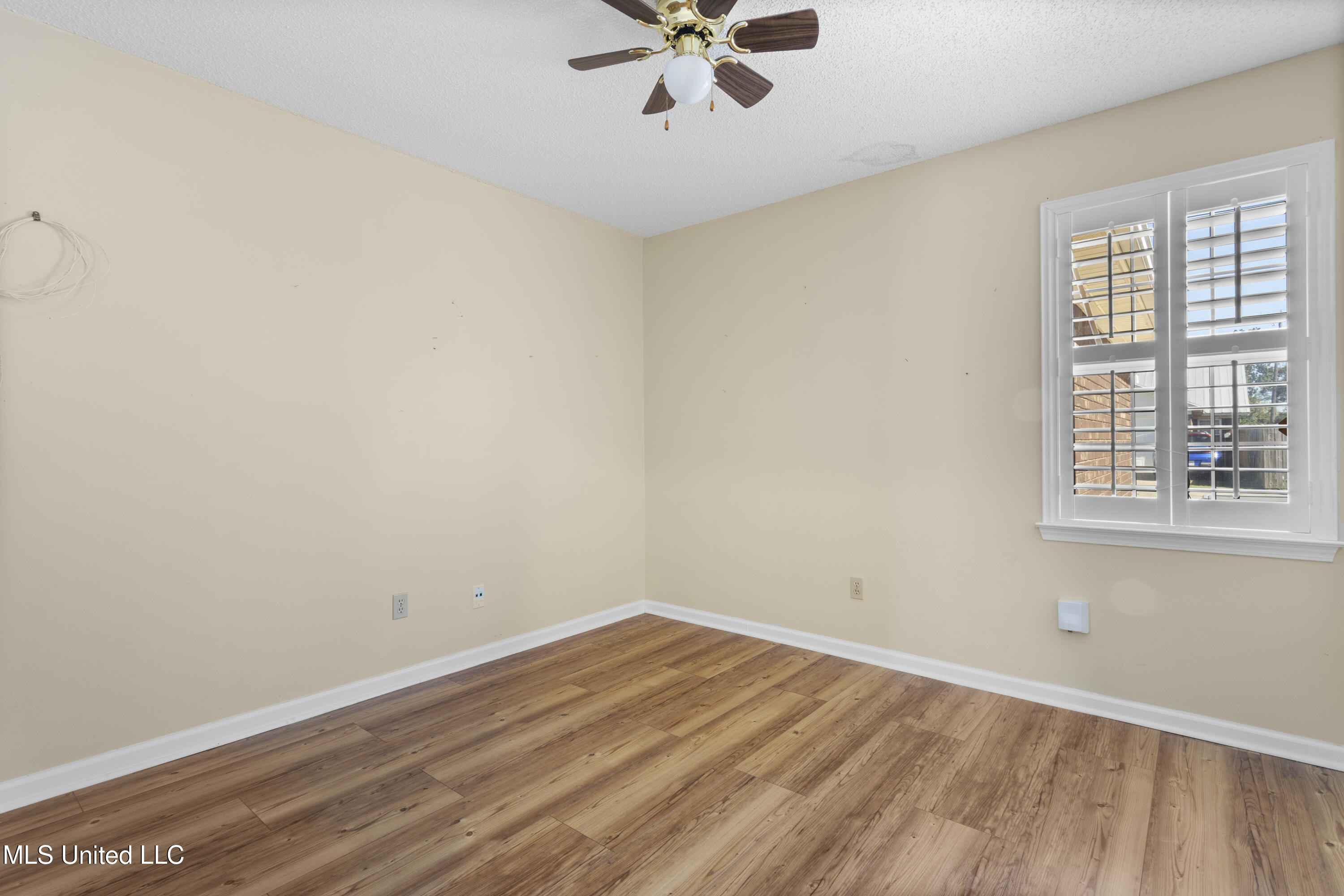 180 Briarfield Avenue Property Photo 19