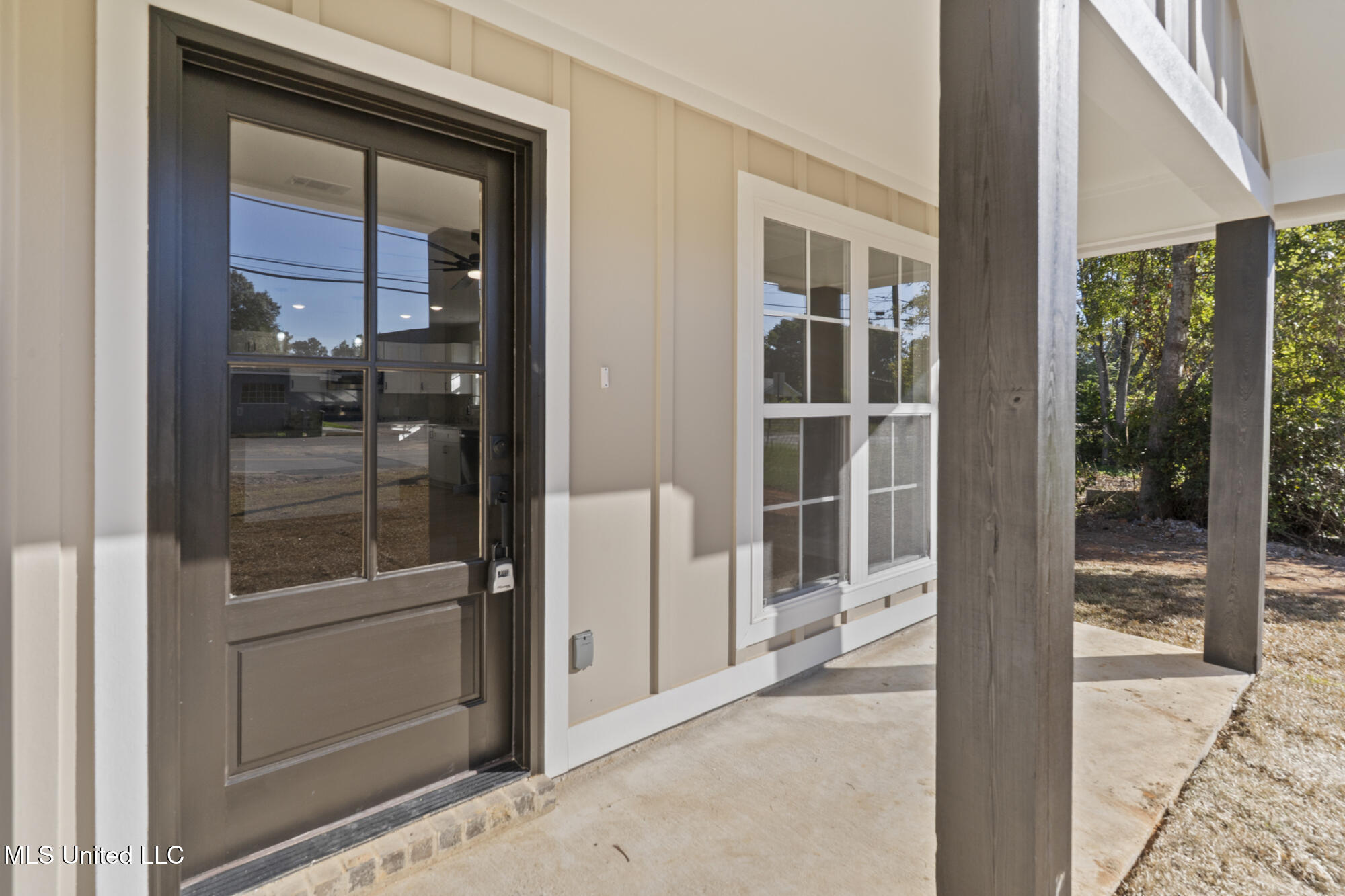 1429 W 7th Street Property Photo 5