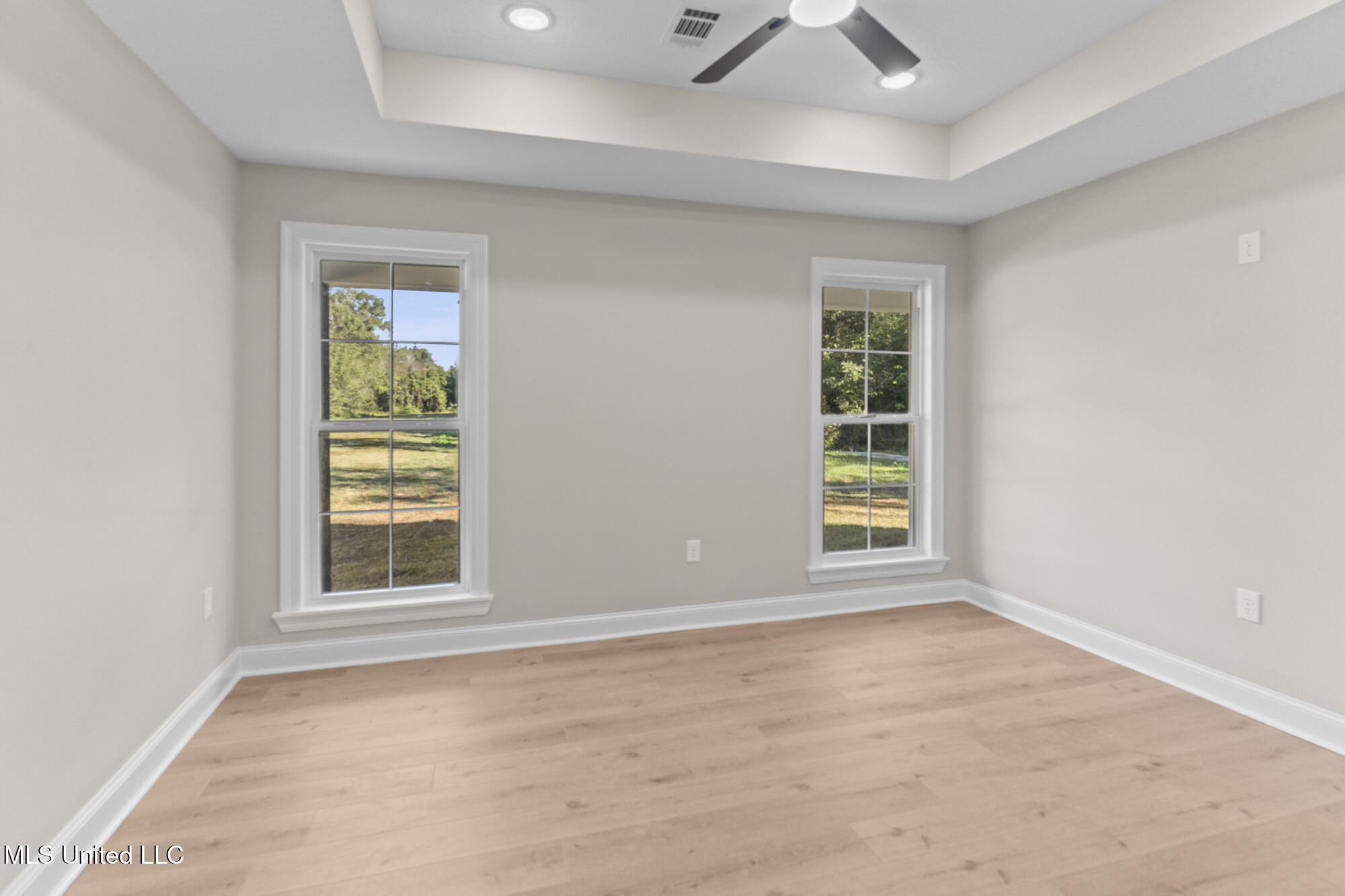 1429 W 7th Street Property Photo 15