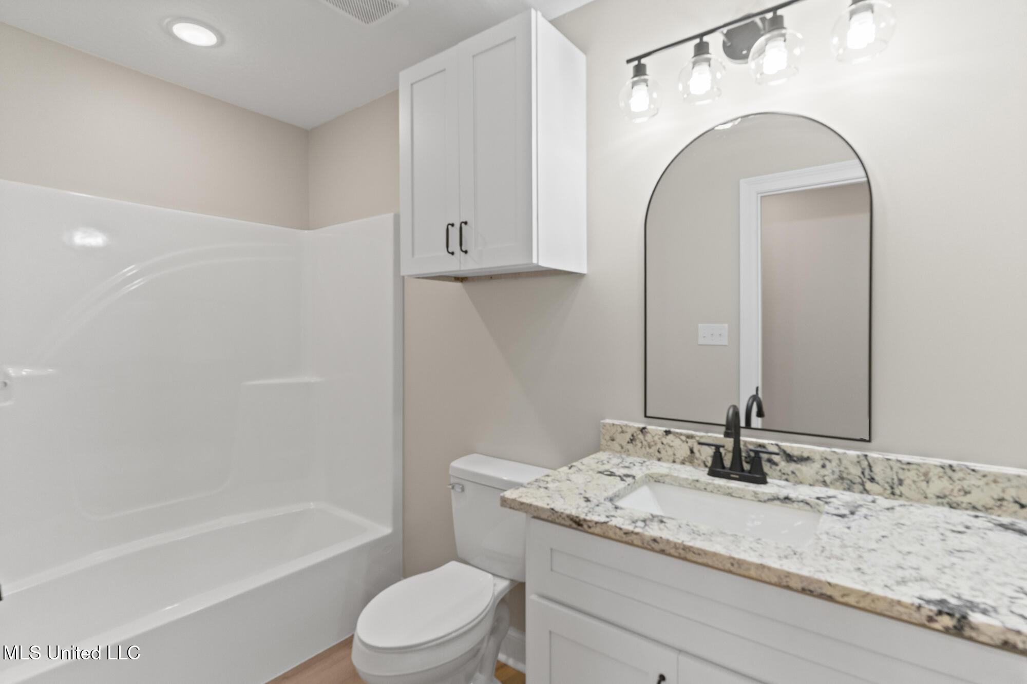 1429 W 7th Street Property Photo 25