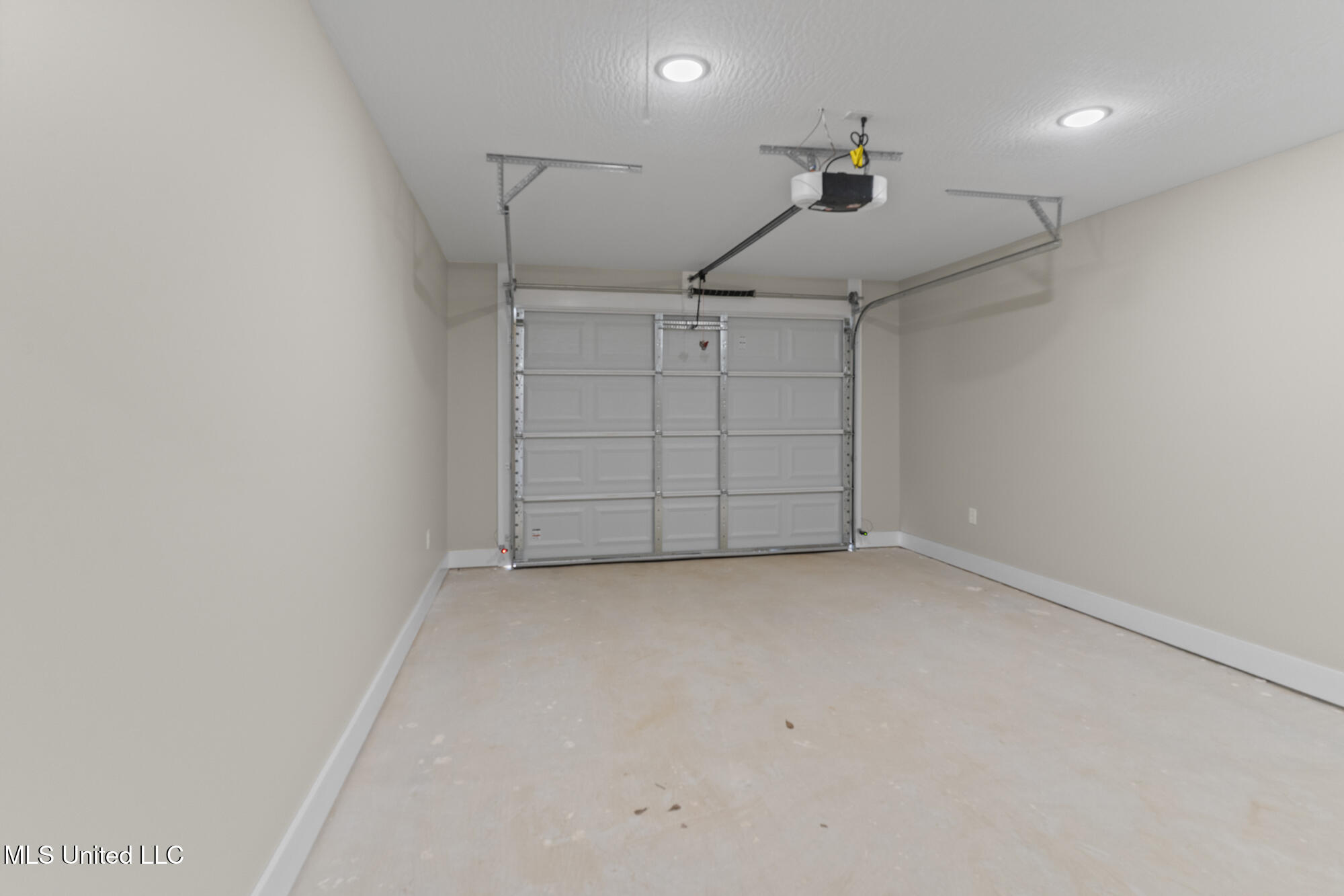 1429 W 7th Street Property Photo 32