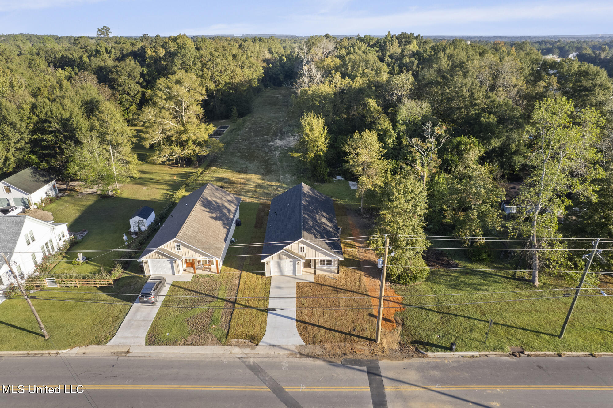 1429 W 7th Street Property Photo 33