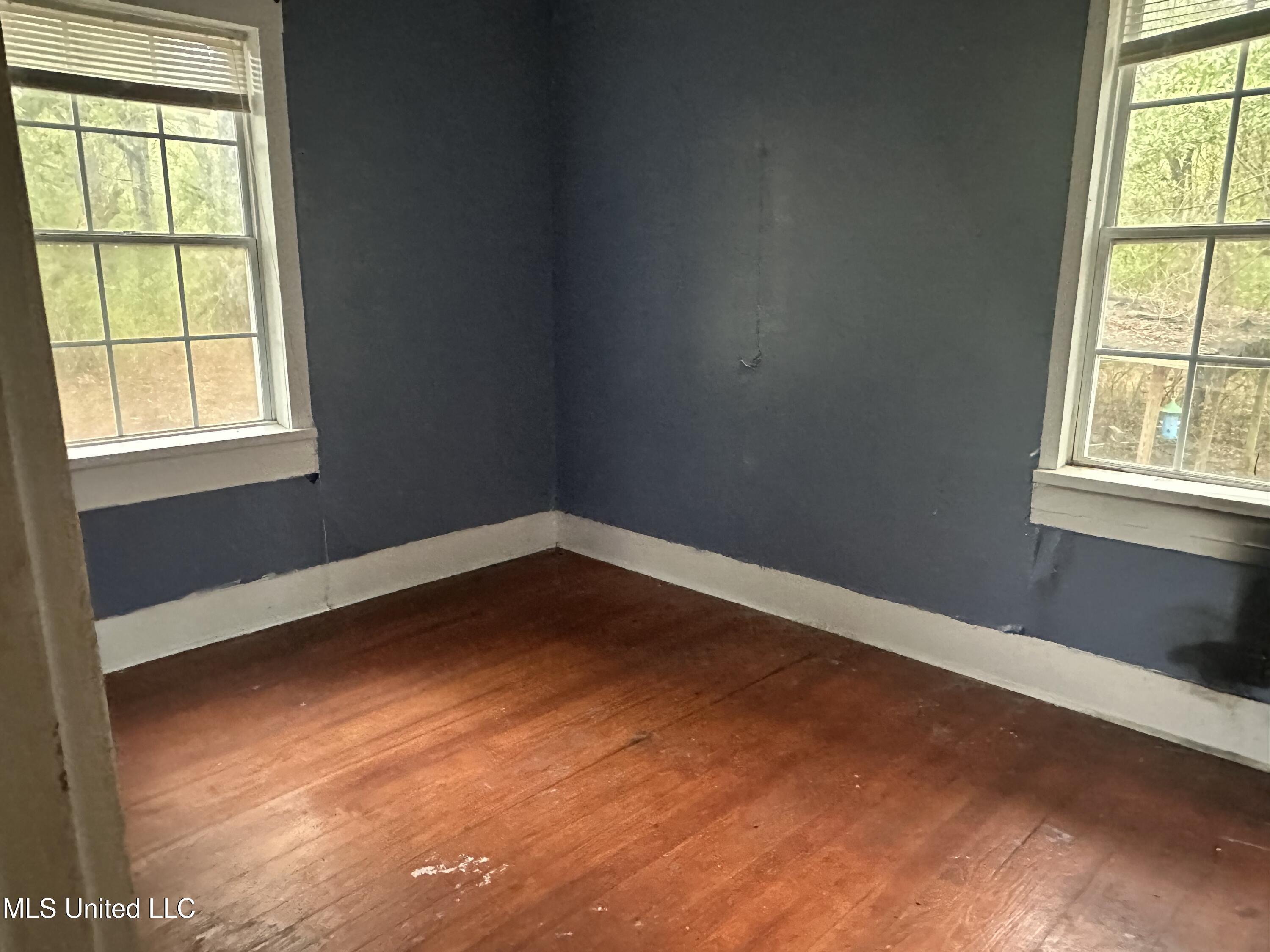 136 Plummer Circle Property Photo 2
