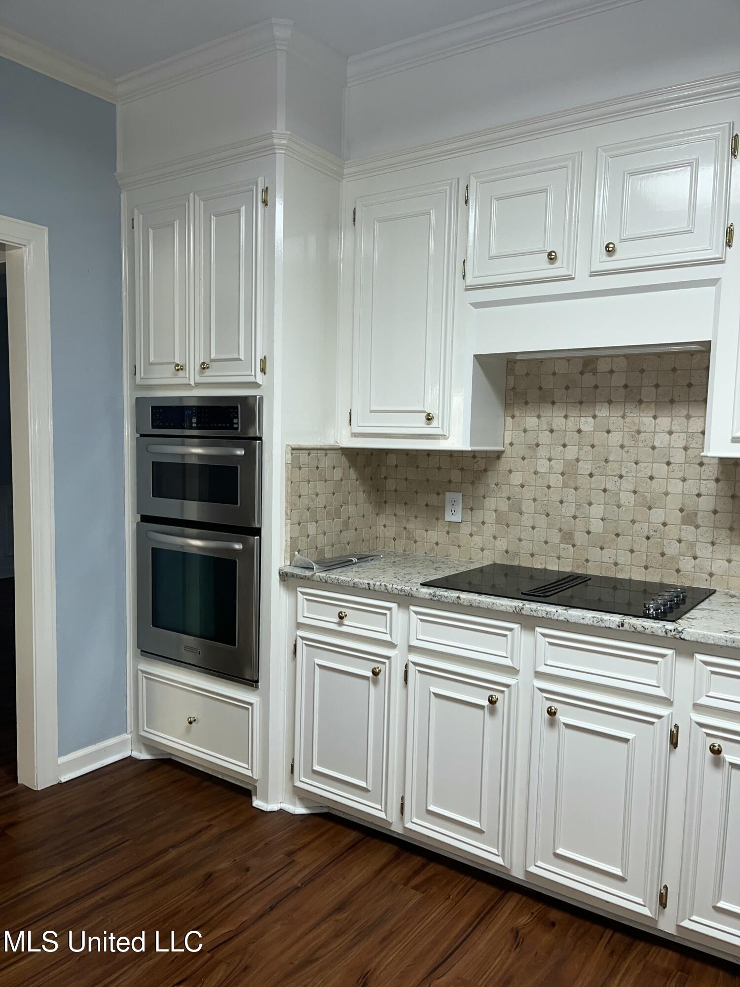 225 Northbay Drive Property Photo 9