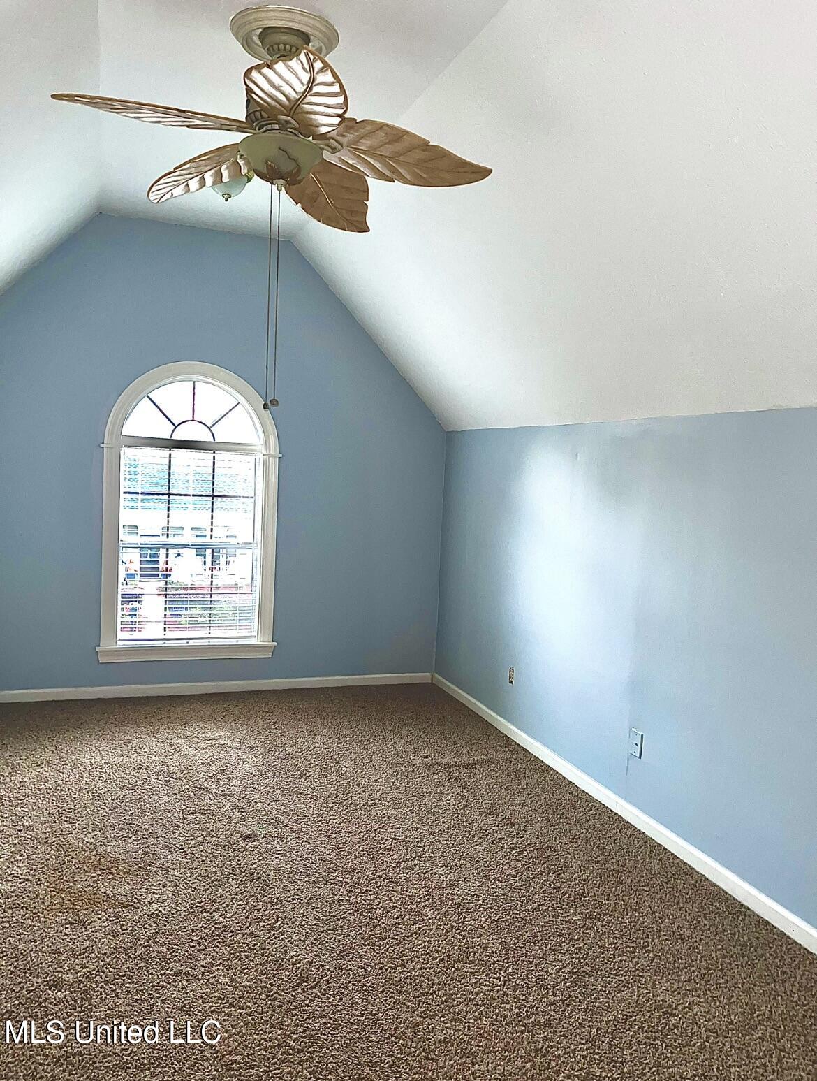 225 Northbay Drive Property Photo 15