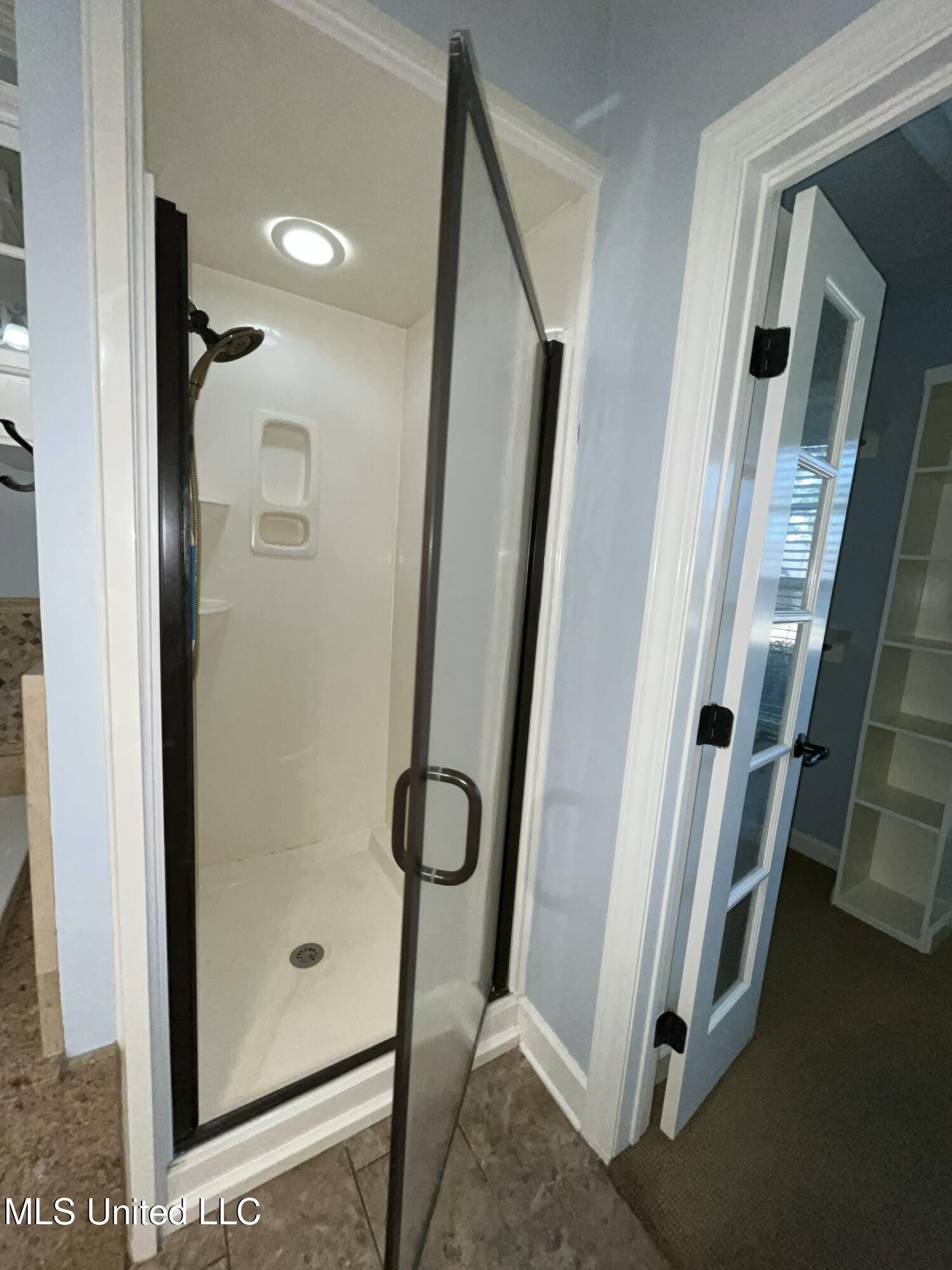 225 Northbay Drive Property Photo 21