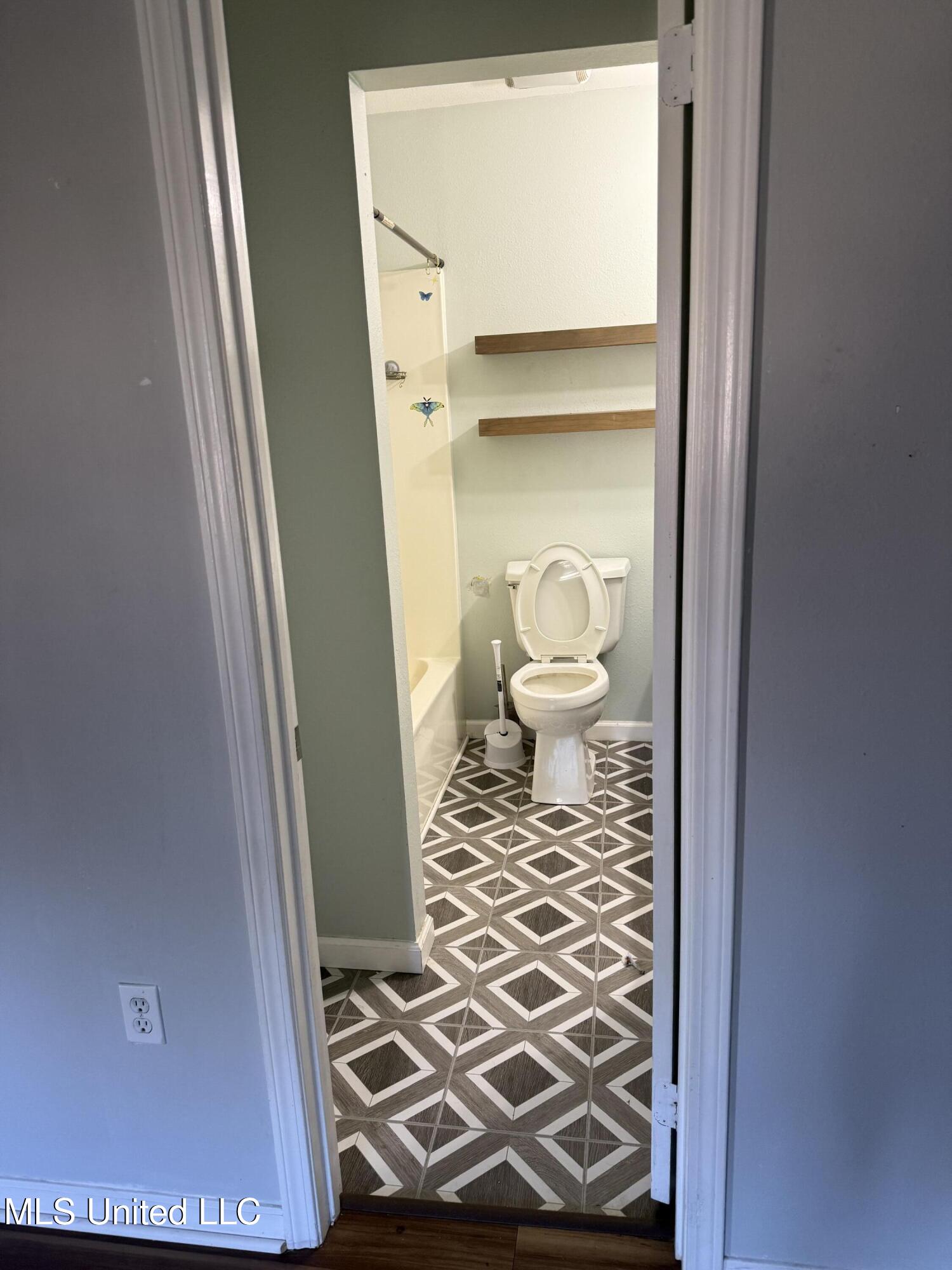 10735 Plummer Circle Property Photo 8