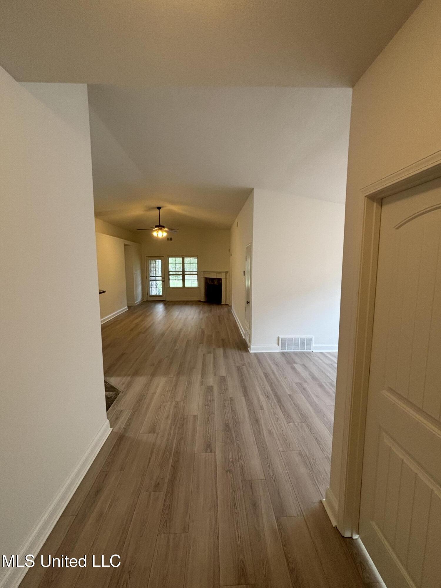 3250 W Hartland Drive Property Photo 7