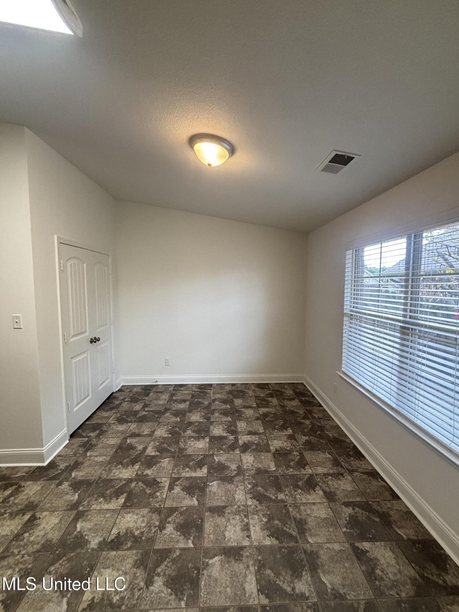 3250 W Hartland Drive Property Photo 12