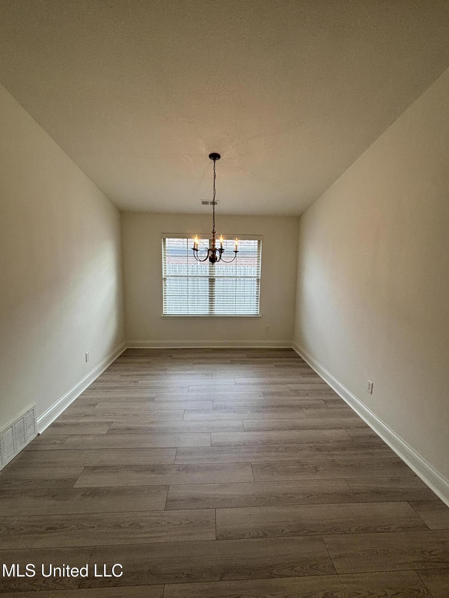 3250 W Hartland Drive Property Photo 13