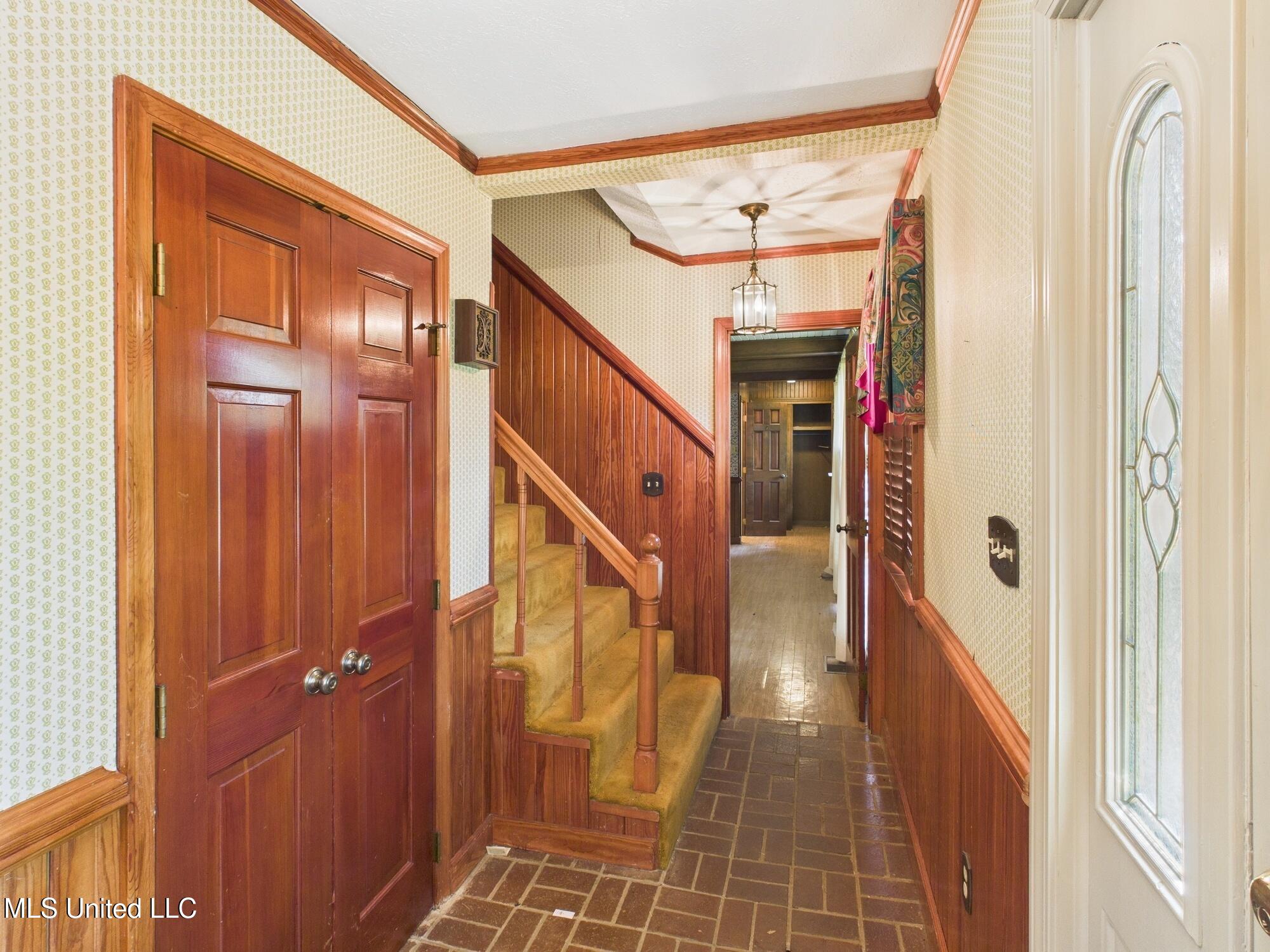 104 Renfroe Road Property Photo 3