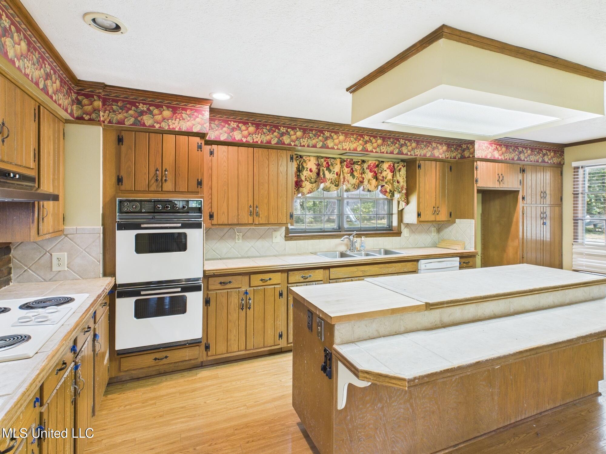 104 Renfroe Road Property Photo 7