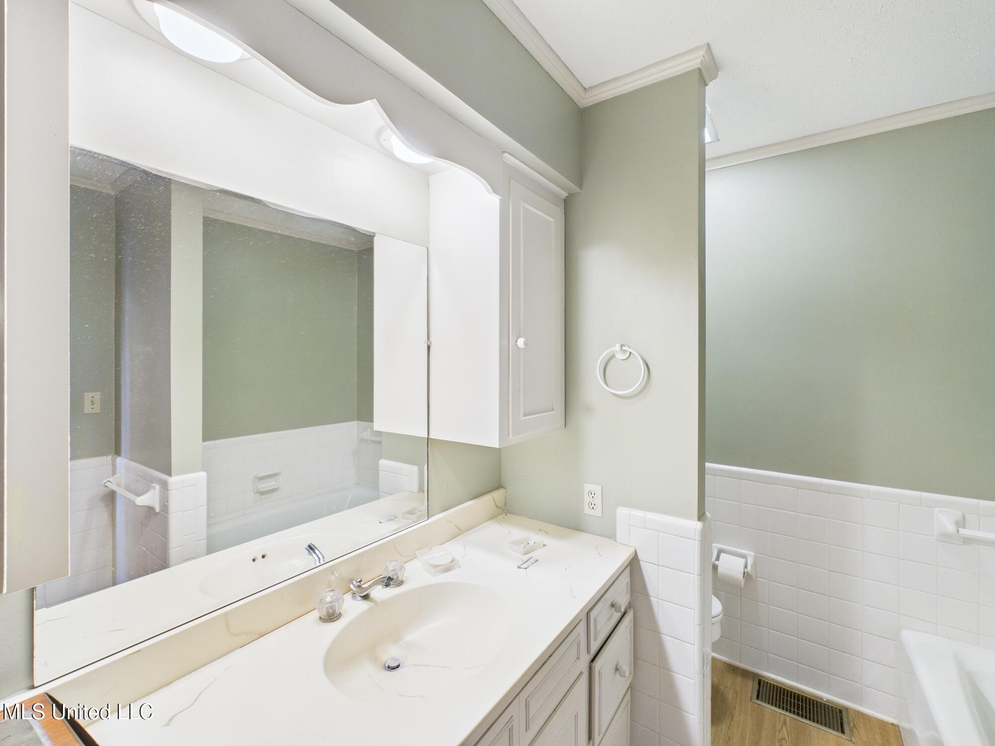 104 Renfroe Road Property Photo 14