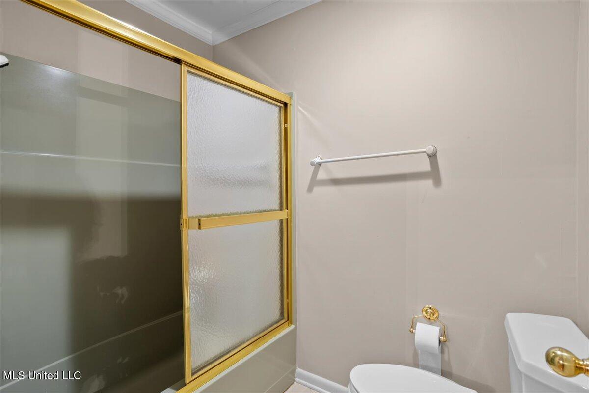 1001 Pinehurst Place Property Photo 29