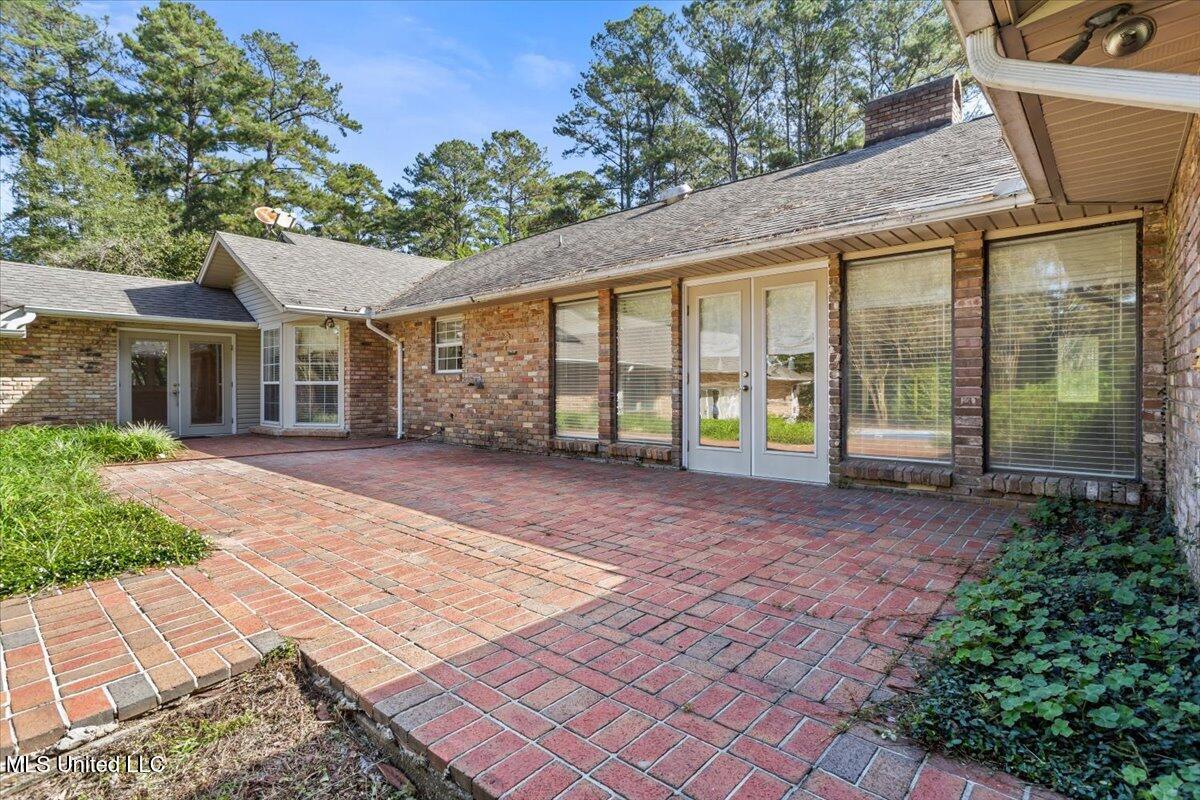 1001 Pinehurst Place Property Photo 30