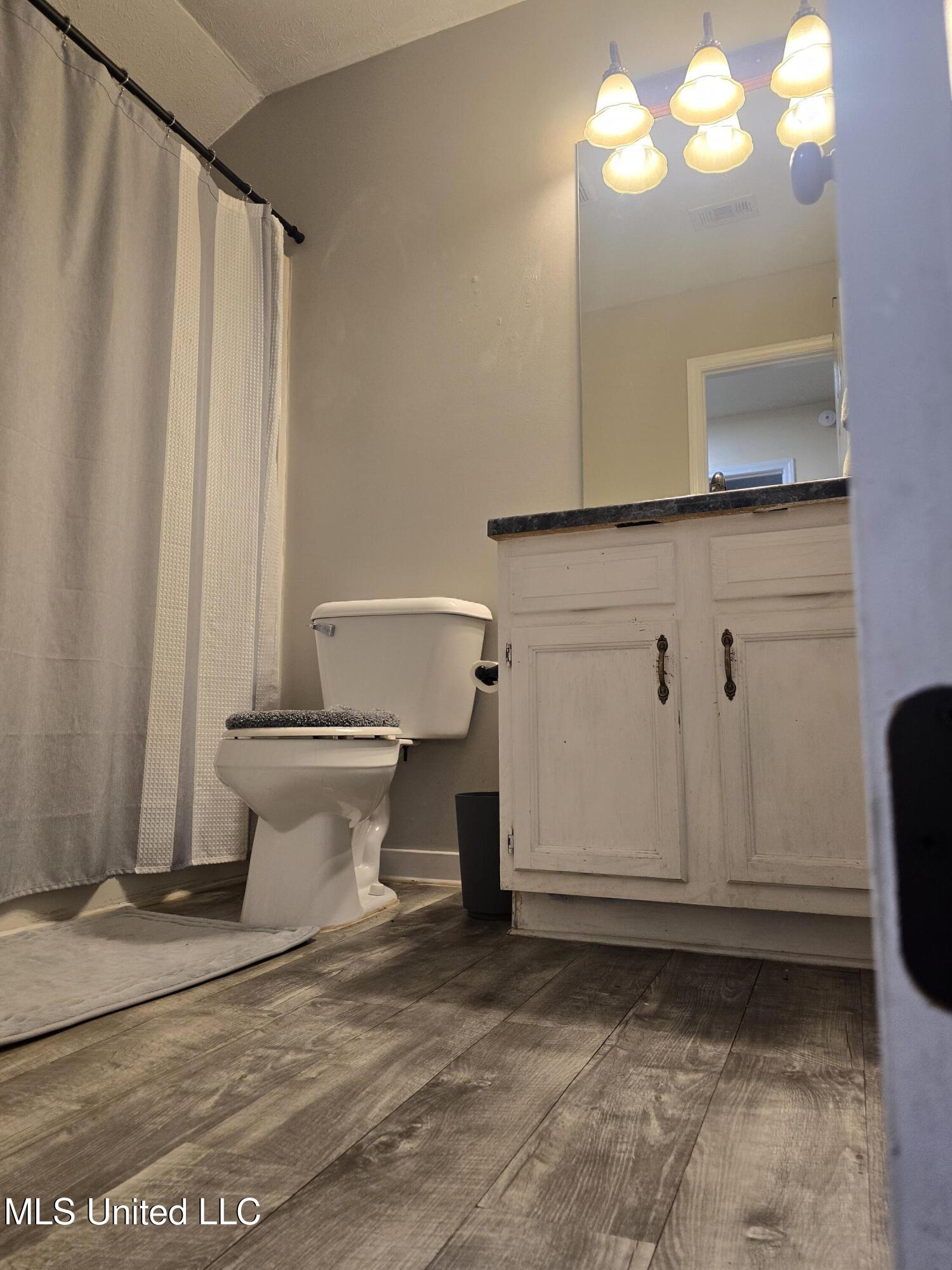 116 Windchase Drive Property Photo 19